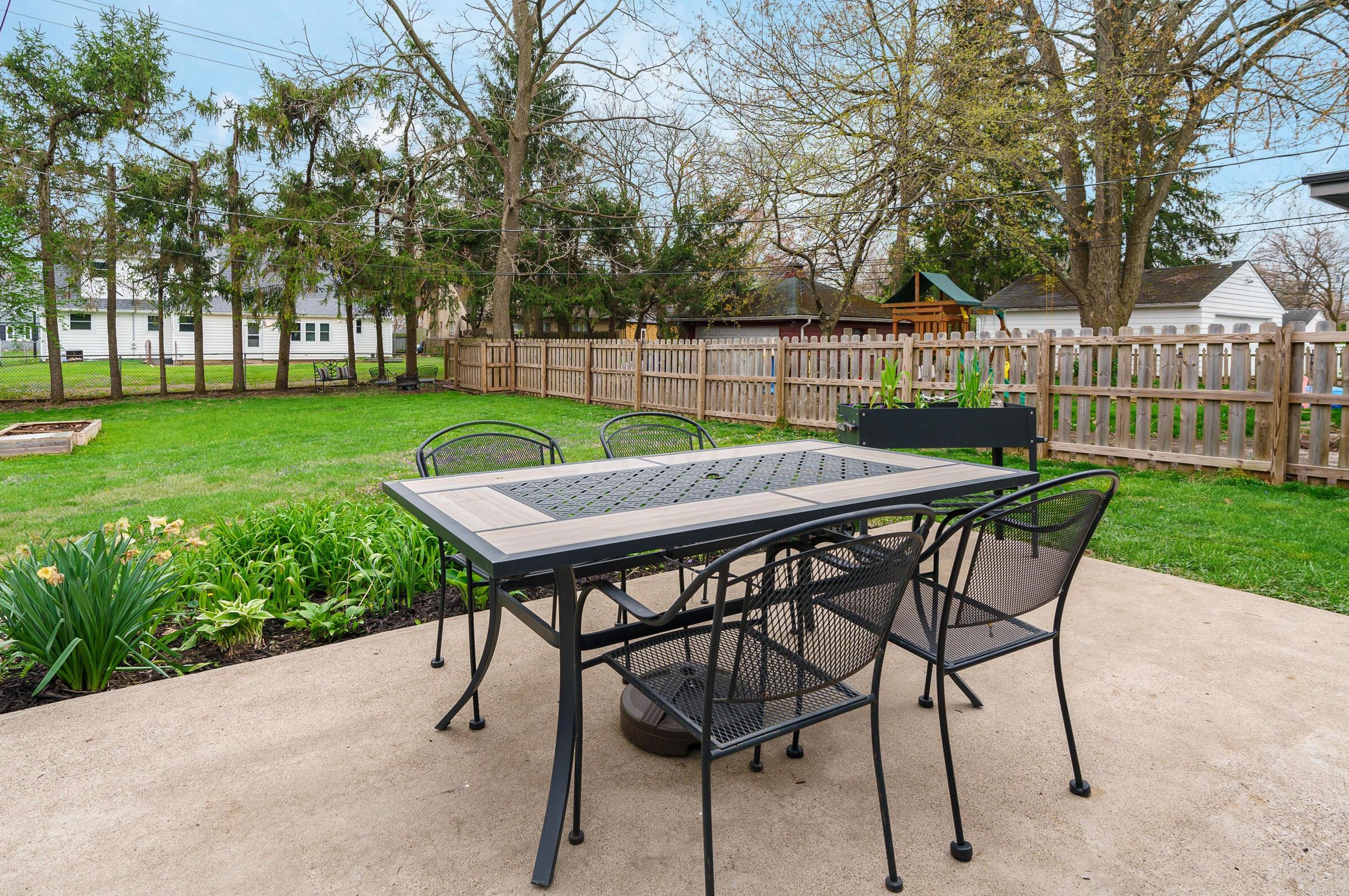 2605 Livingston Ave, Columbus OH  43209-2944 exterior