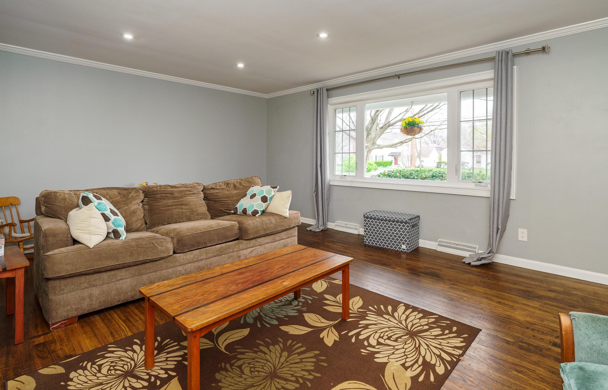 2605 Livingston Ave, Columbus OH  43209-2944 exterior