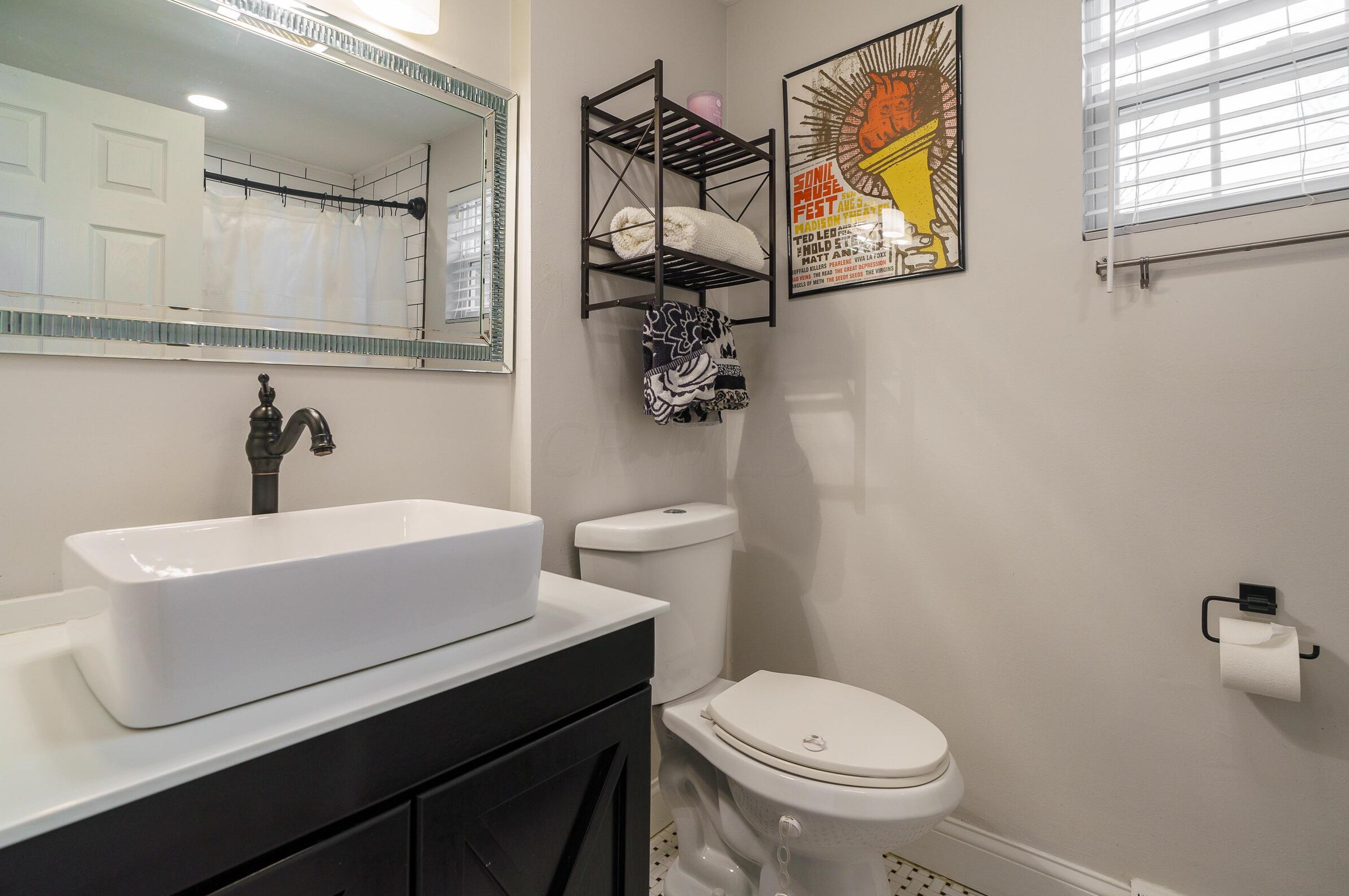 2605 Livingston Ave, Columbus OH  43209-2944 exterior