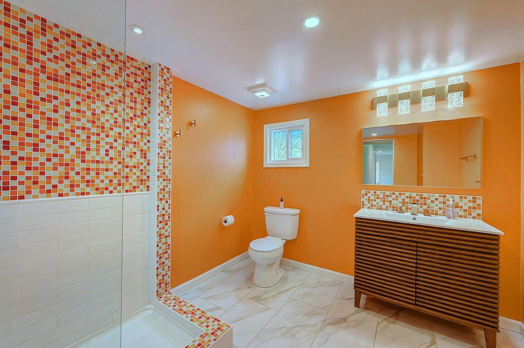 606 Stewart Ave, Columbus OH  43206-2884 exterior