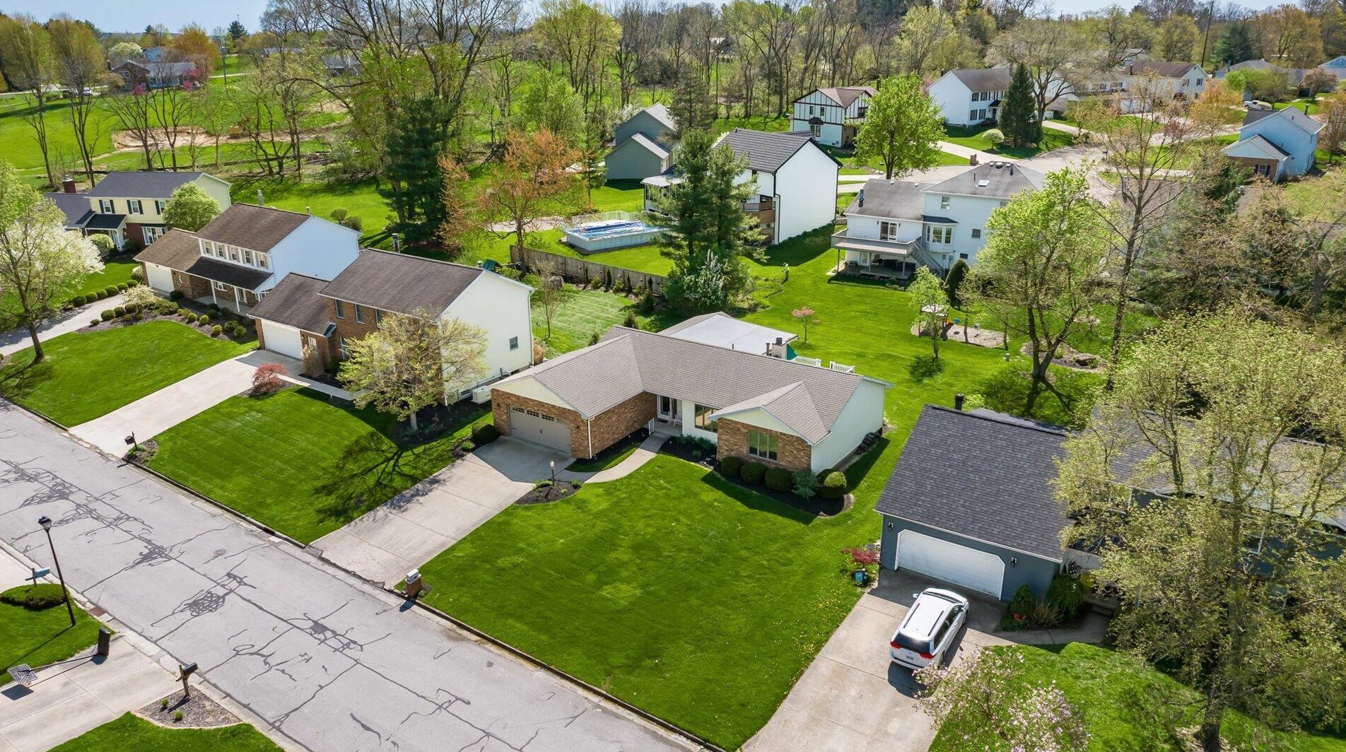 1580 Parkland Dr, Lancaster OH  43130-9790 exterior