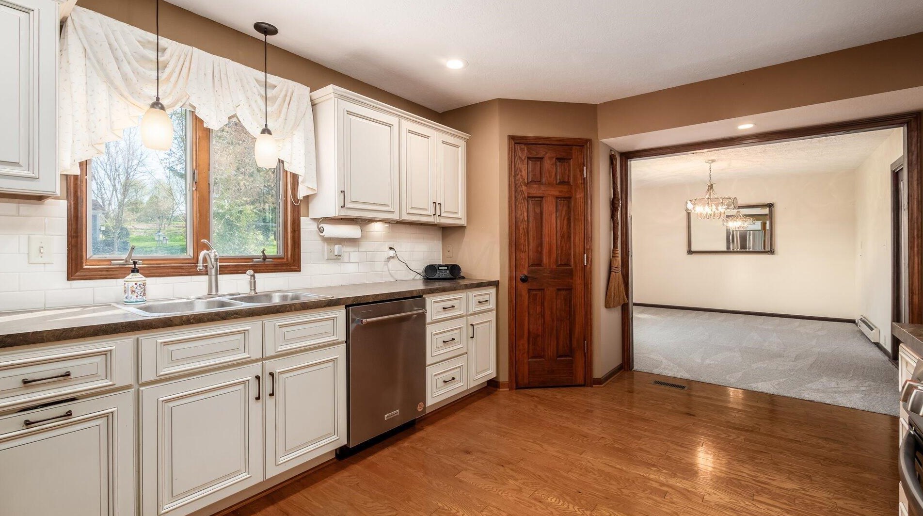 1580 Parkland Dr, Lancaster OH  43130-9790 exterior