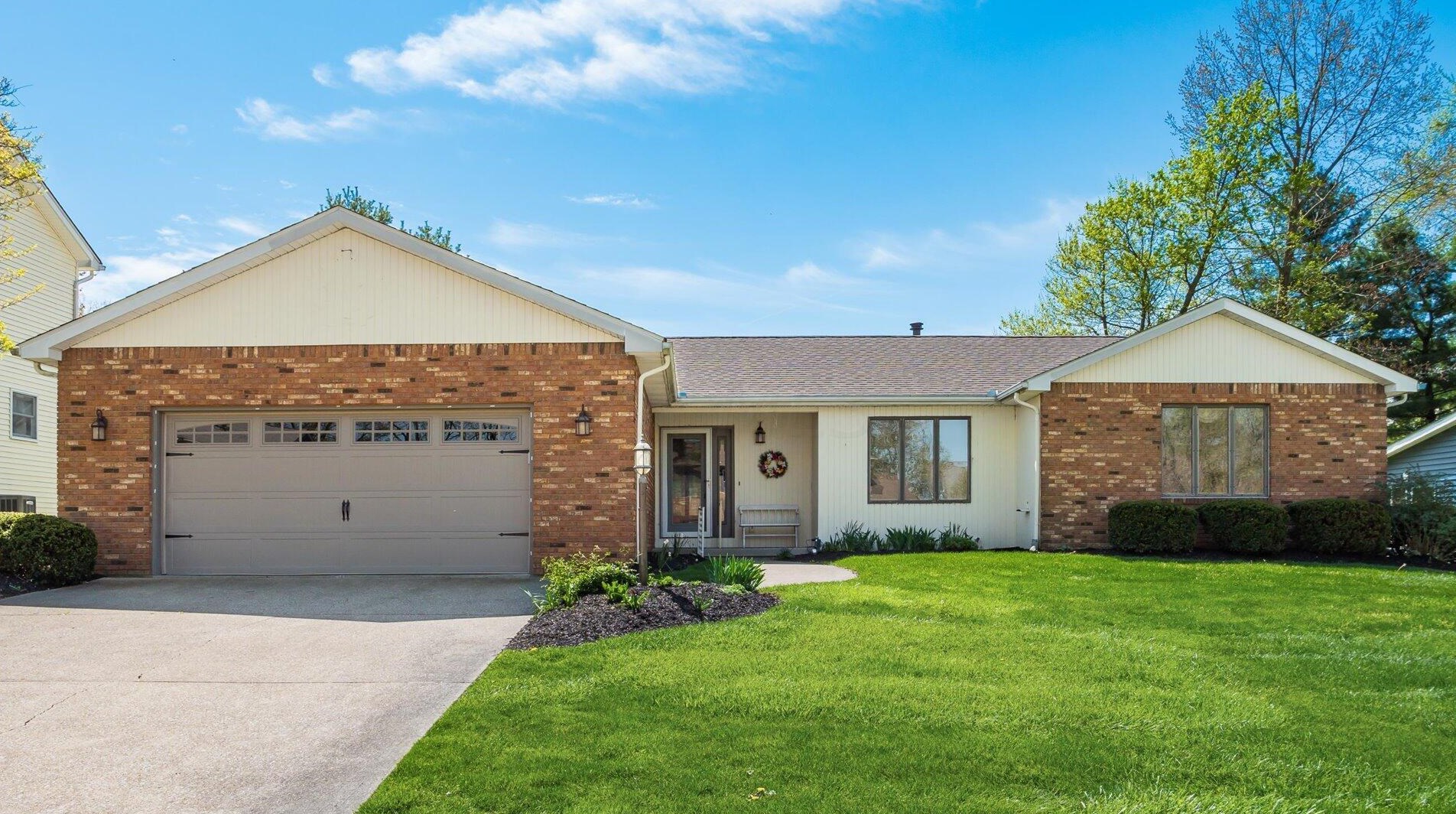 1580 Parkland Dr, Lancaster, OH 43130