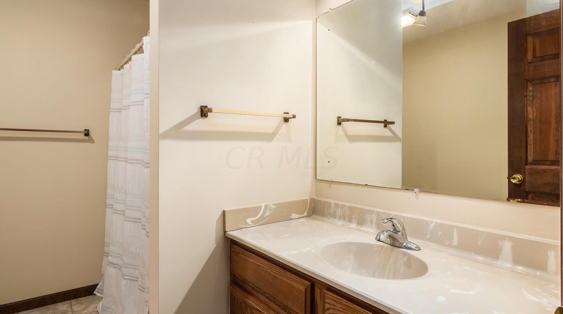 1580 Parkland Dr, Lancaster OH  43130-9790 exterior