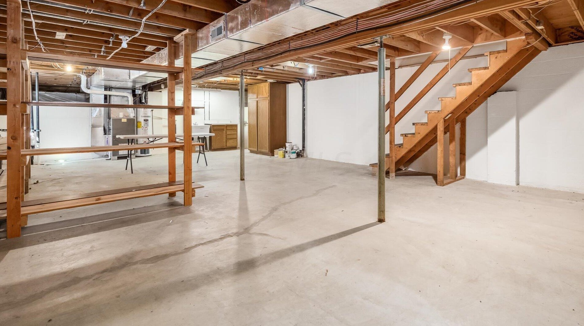 1580 Parkland Dr, Lancaster OH  43130-9790 exterior