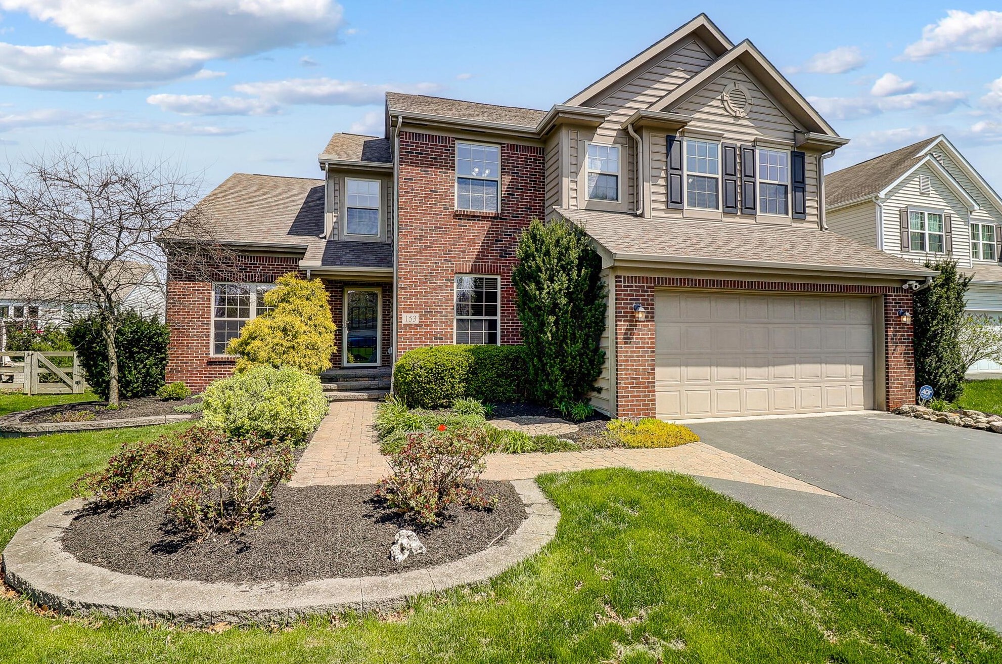153 Crystal Petal Dr, Delaware, OH 43015-7187