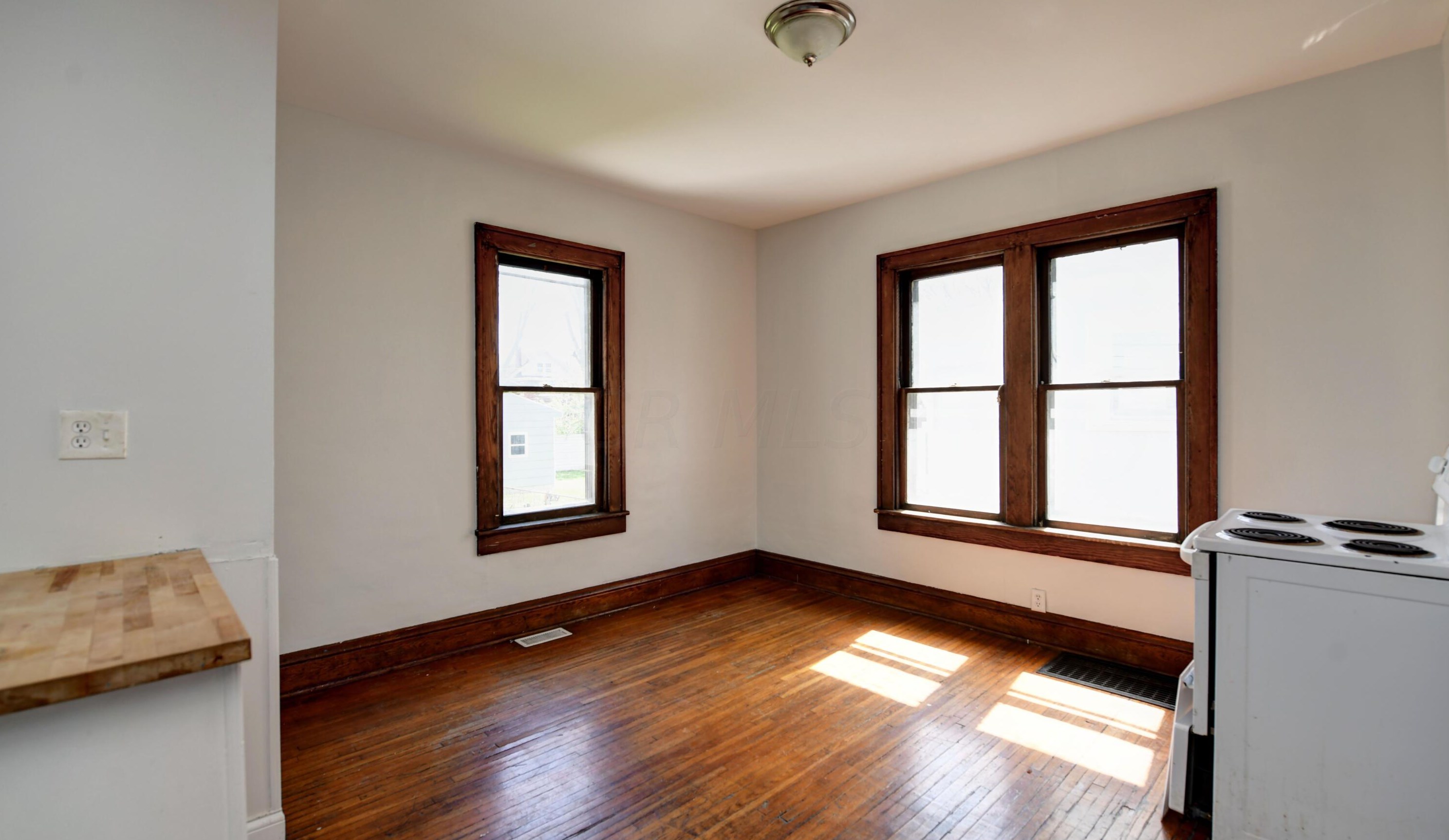 58 Chase Ave, Columbus OH  43204-2601 exterior