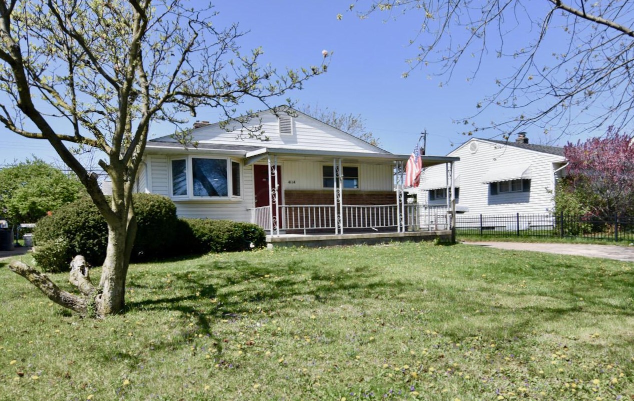 4114 Atlanta Dr, Columbus, OH 43228-2102