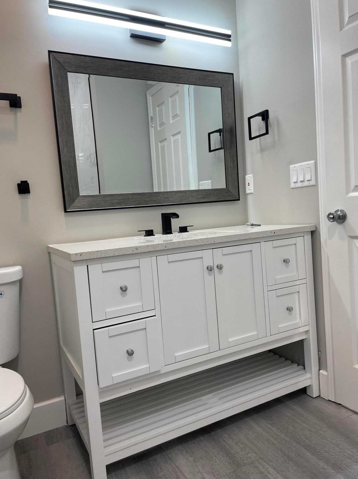 2435 Strimple Ave, Columbus OH 43229-4761 exterior