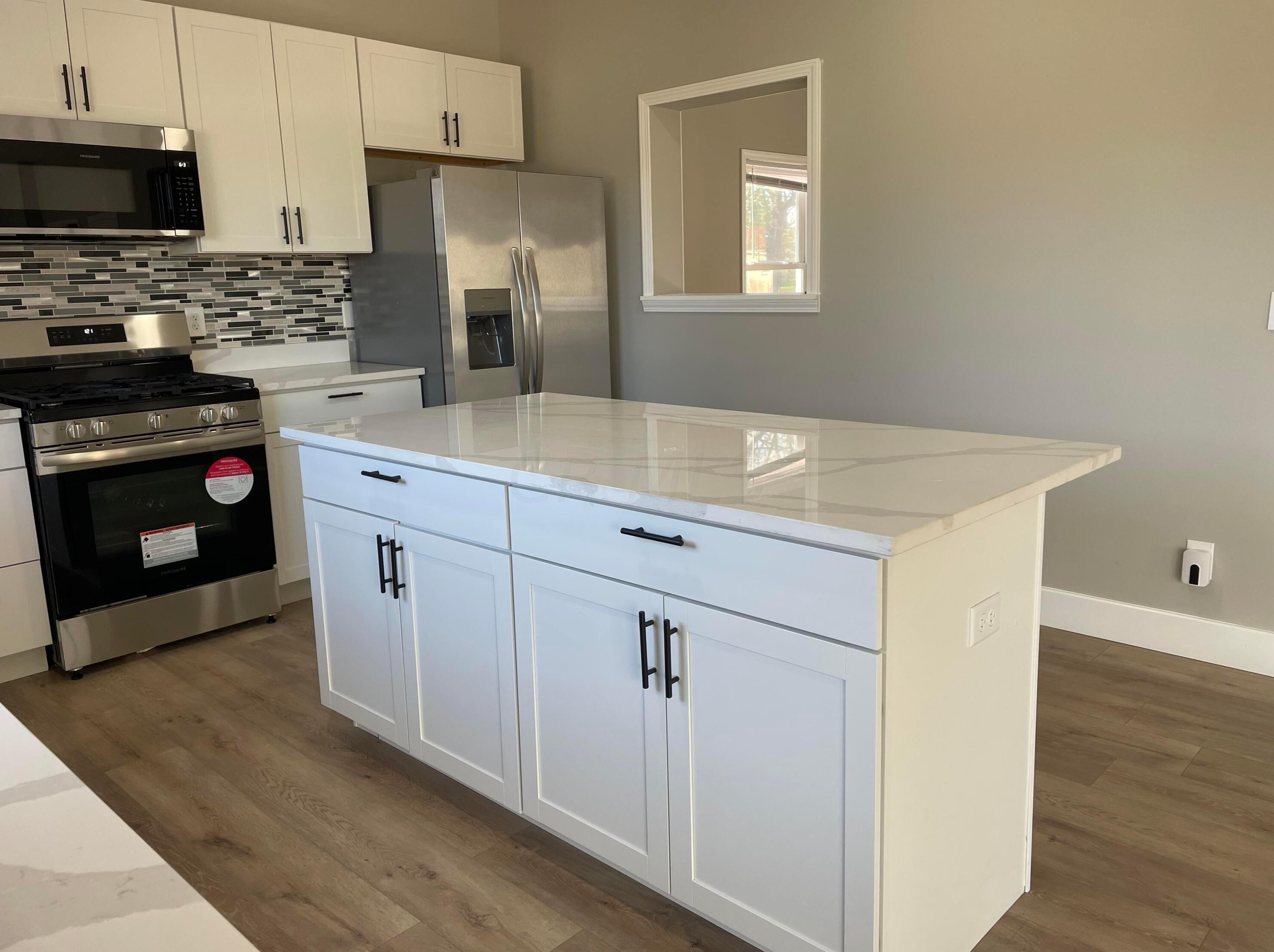 2435 Strimple Ave, Columbus OH 43229-4761 exterior