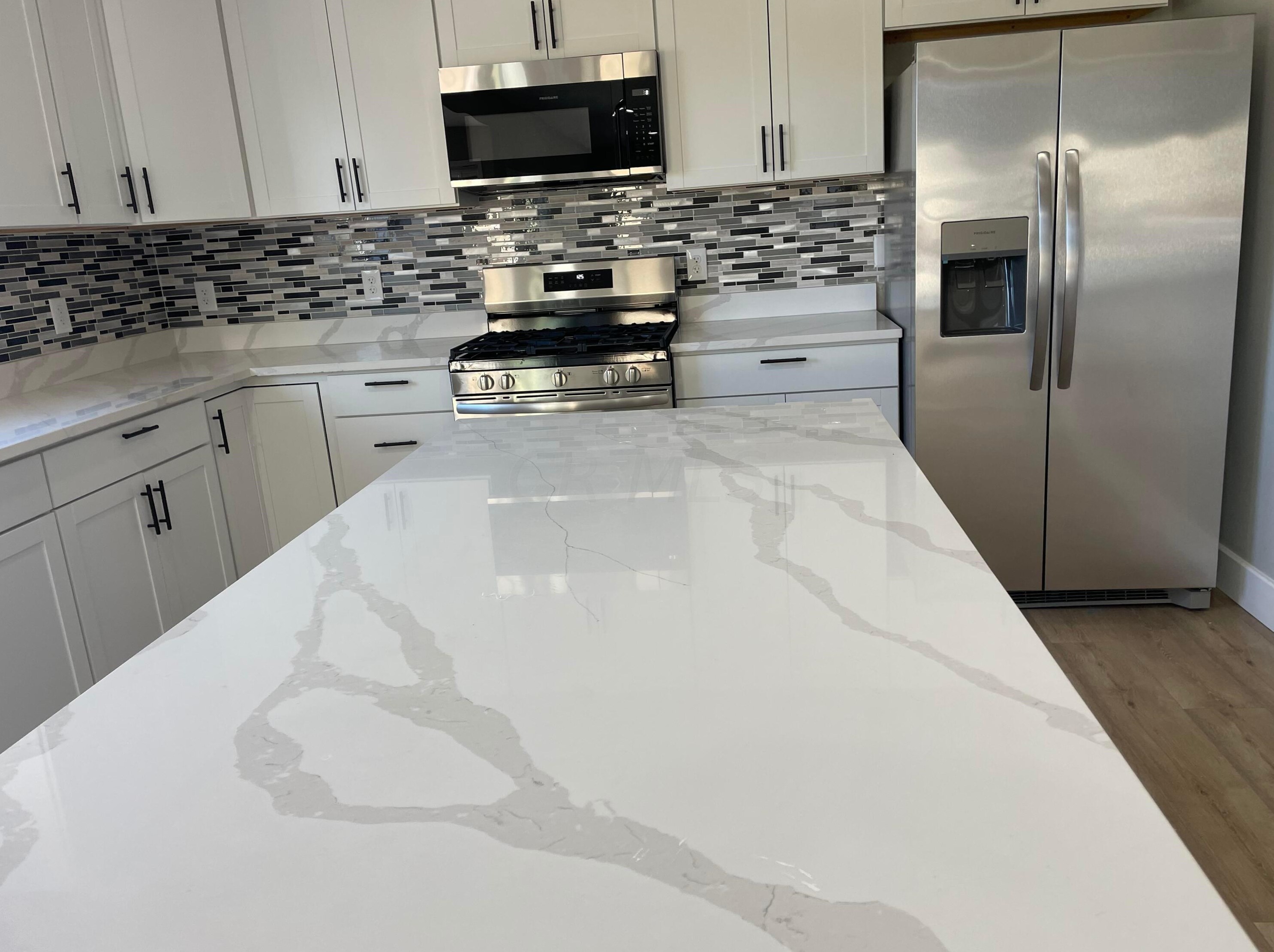 2435 Strimple Ave, Columbus OH 43229-4761 exterior