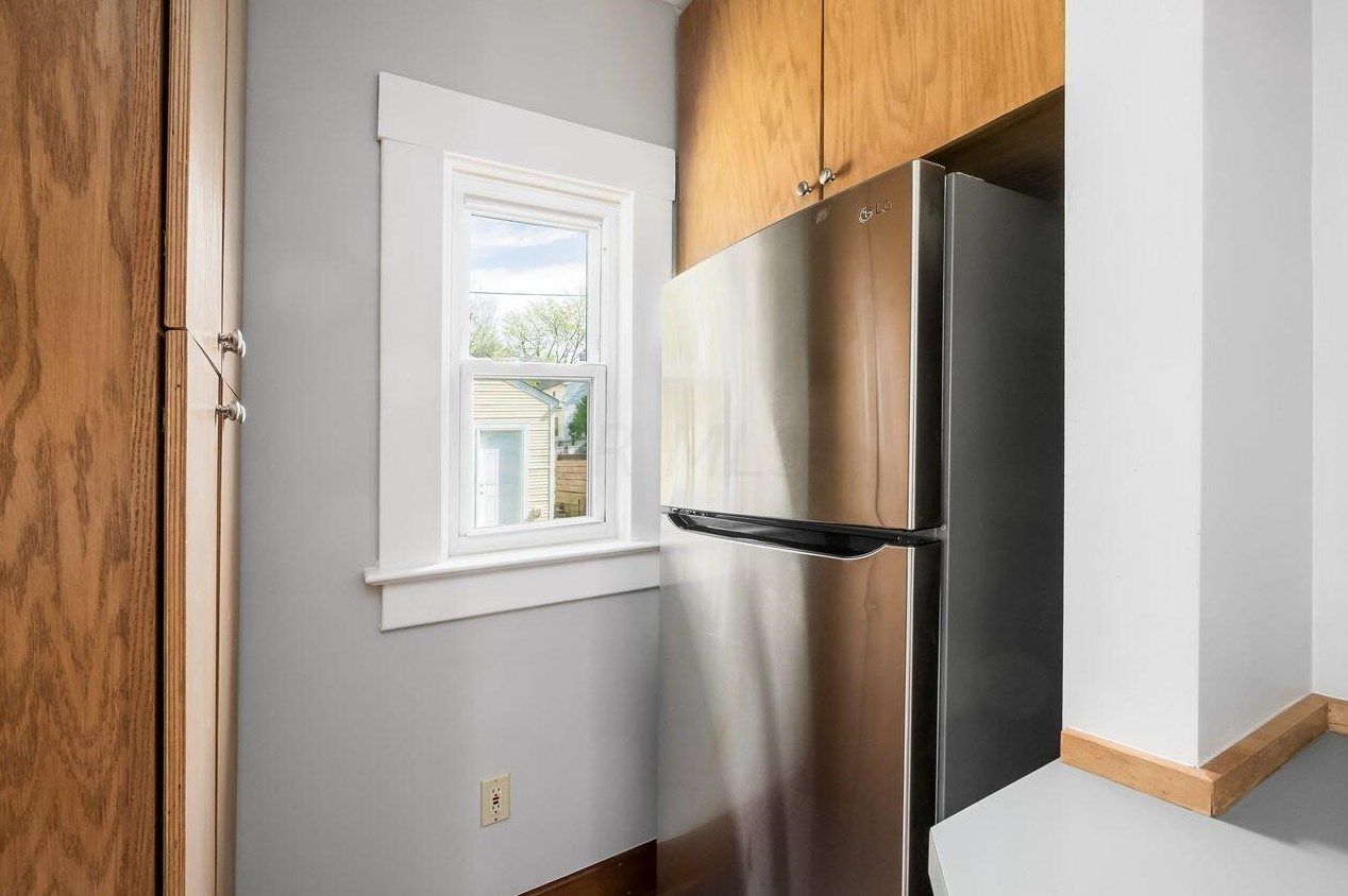 188 Maynard Ave, Columbus OH  43202-3057 exterior