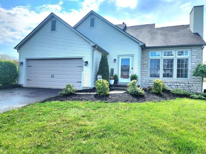 9133 Palomino Dr, Pickerington, OH 43147