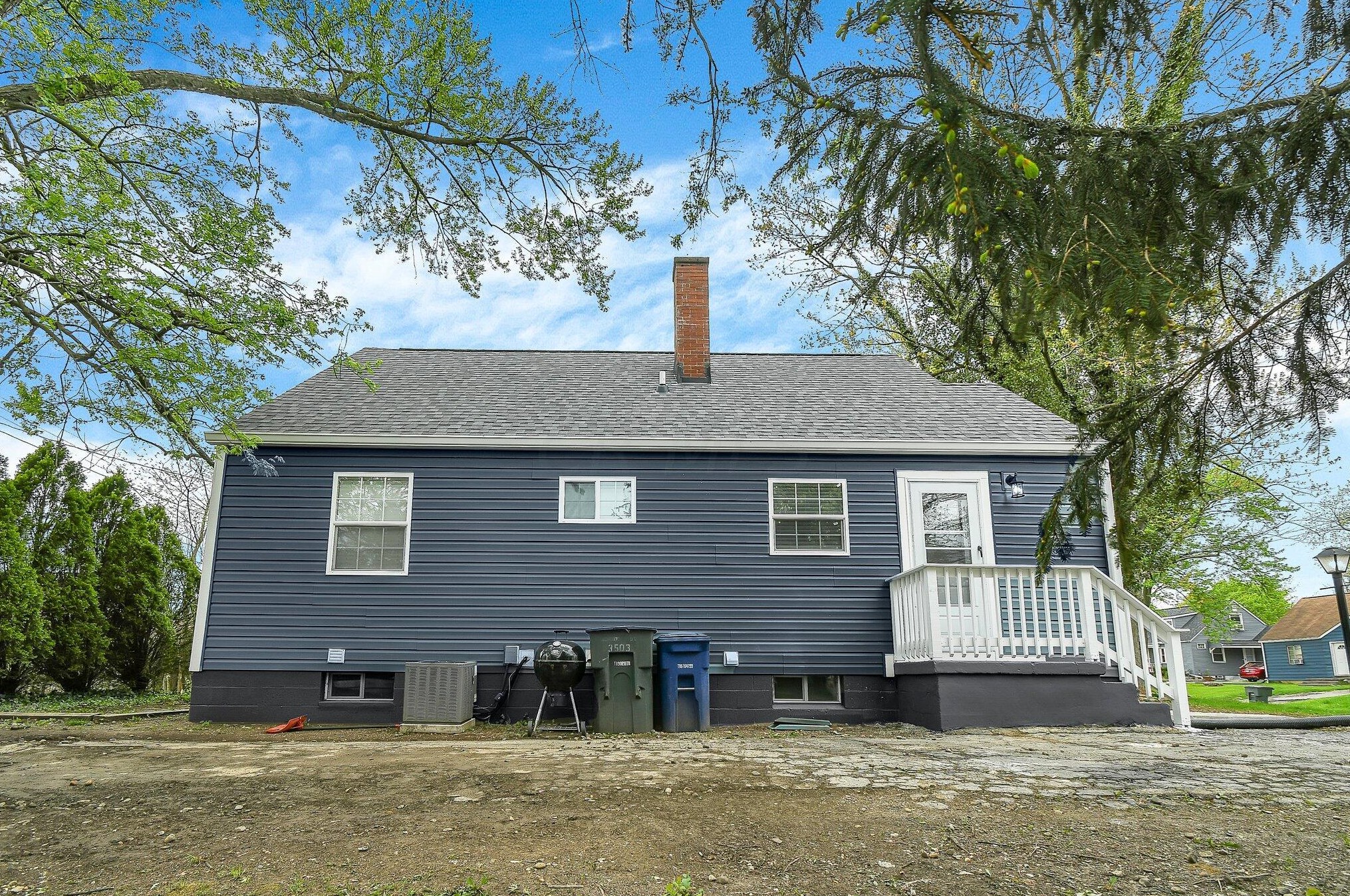 3503 Norwood St, Columbus OH  43224-3423 exterior