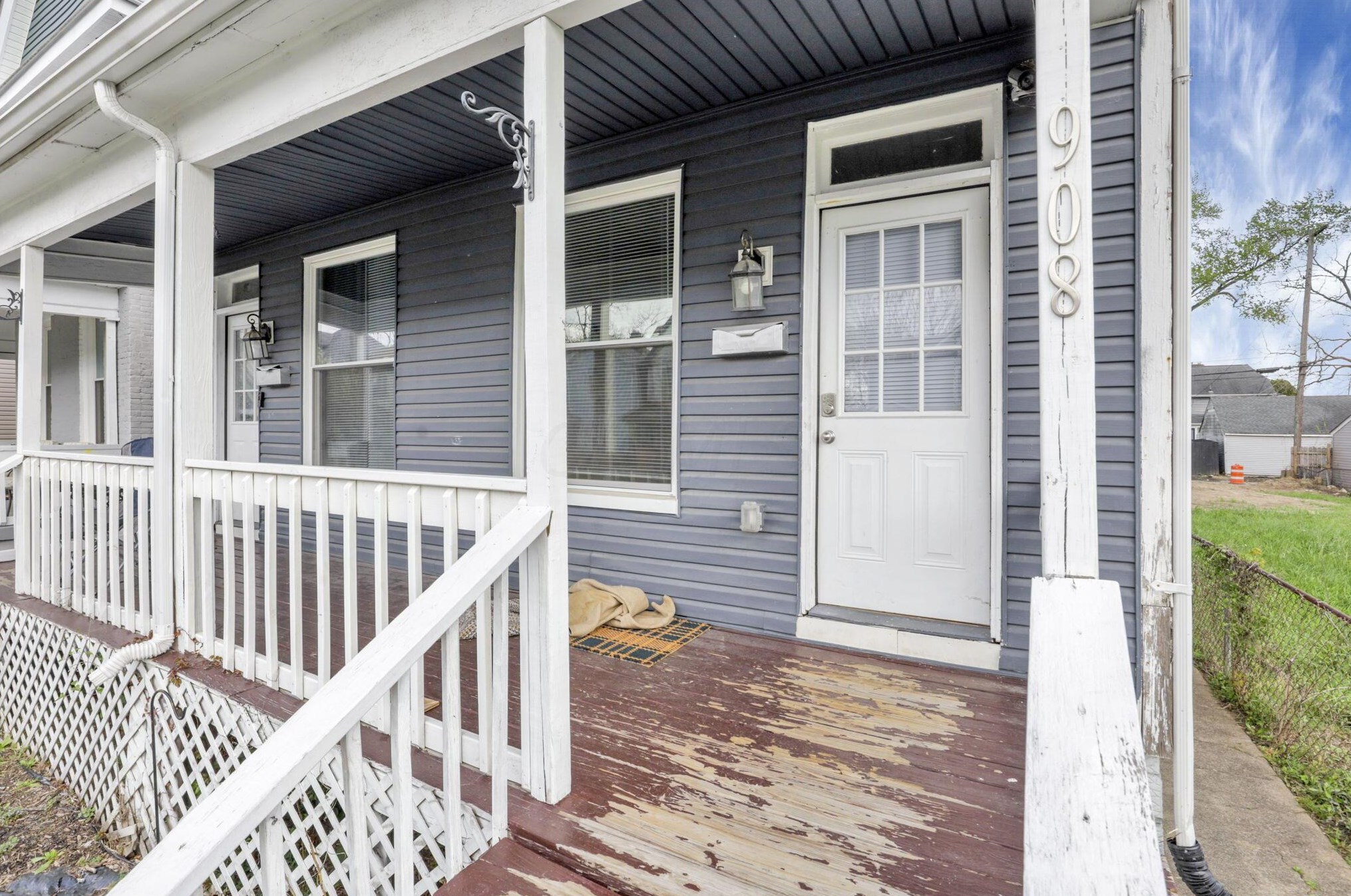 908 Ellsworth Ave, Columbus OH  43206-1708 exterior