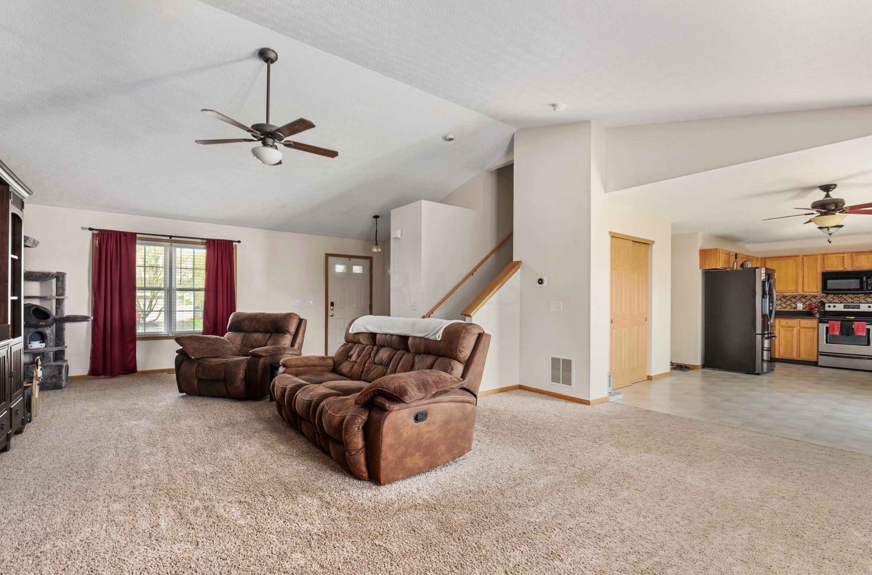 8741 Brenstuhl Park Dr, Blacklick OH  43004-7058 exterior