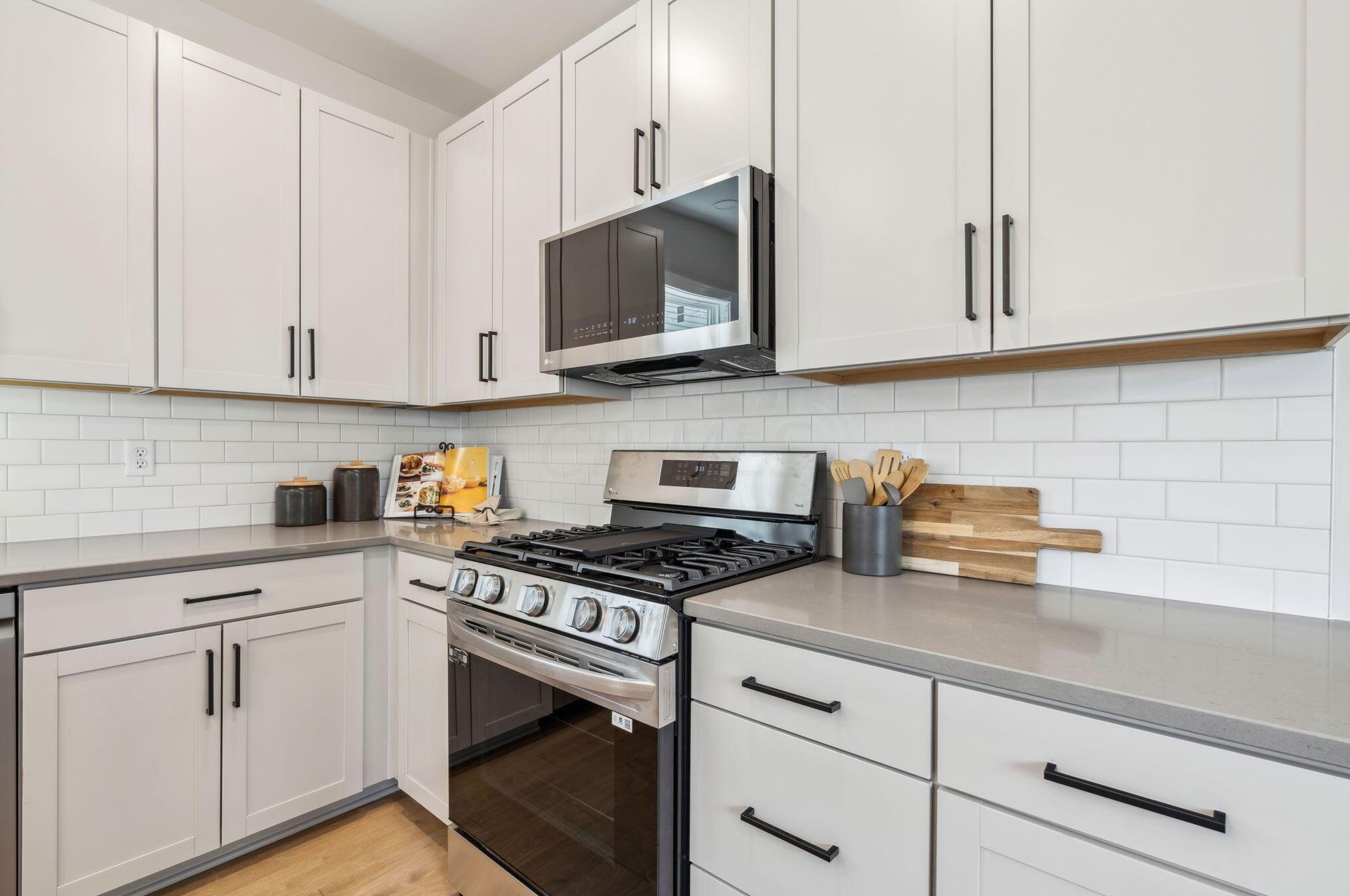 1100 Sycamore St, Columbus OH 43206-4411 exterior