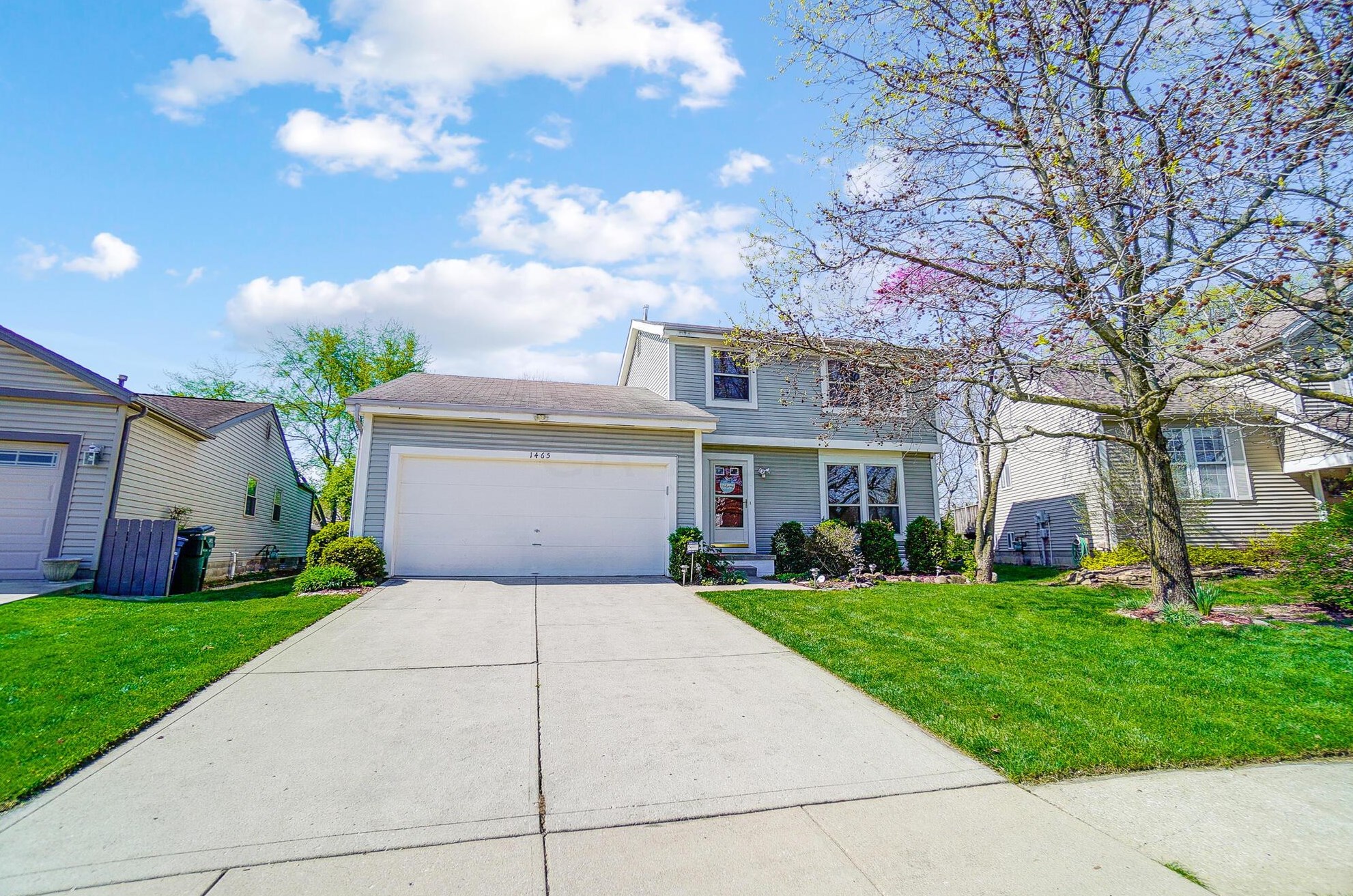 1465 Dickson Dr, Columbus, OH 43228-7039