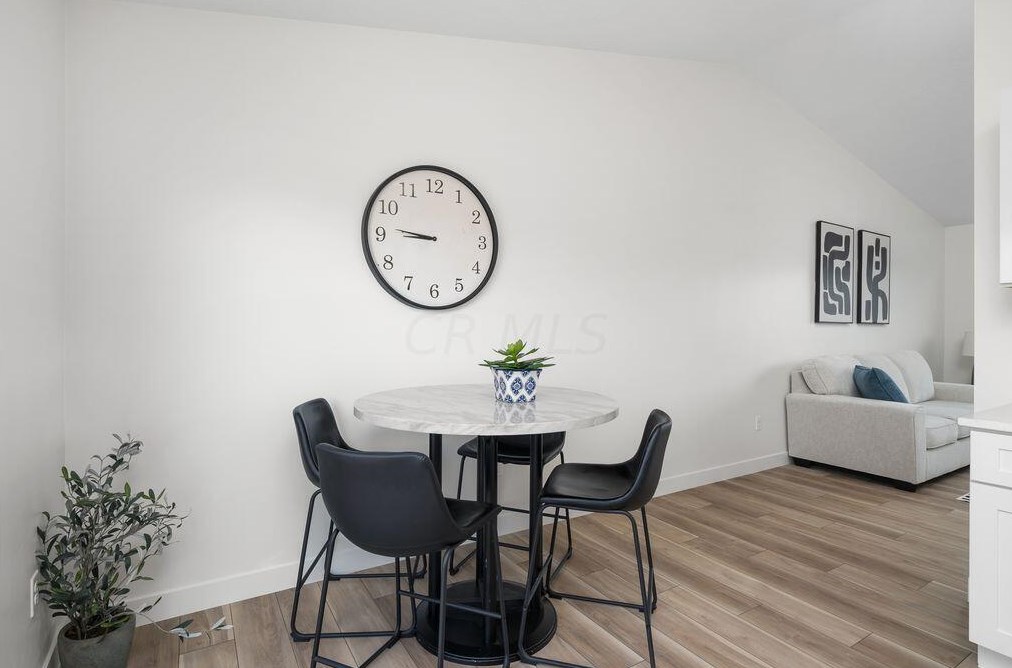 994 Bootman Dr, Columbus OH  43228-8203 exterior