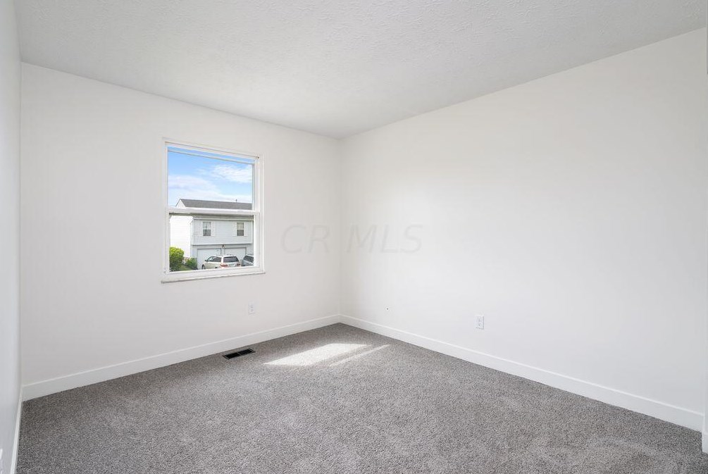 994 Bootman Dr, Columbus OH  43228-8203 exterior