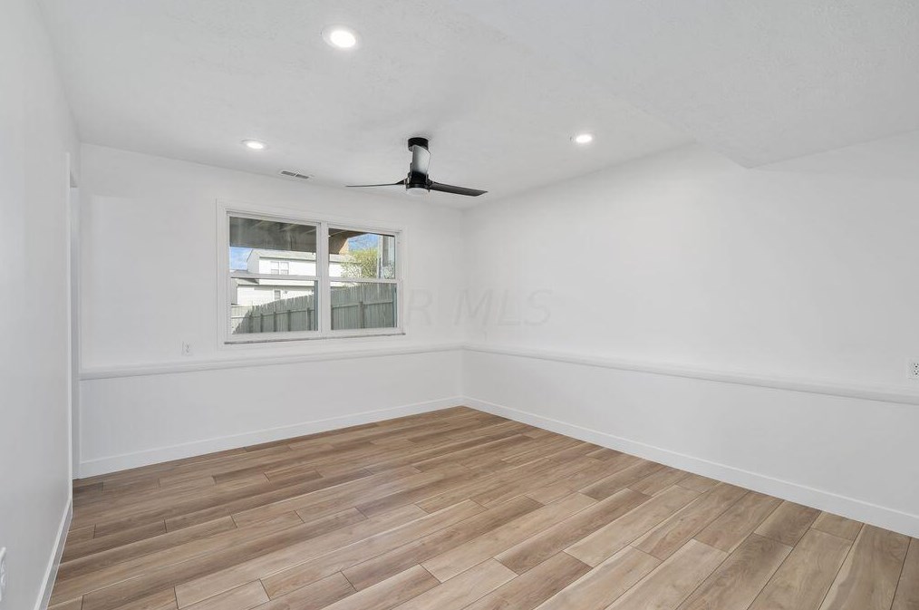 994 Bootman Dr, Columbus OH  43228-8203 exterior