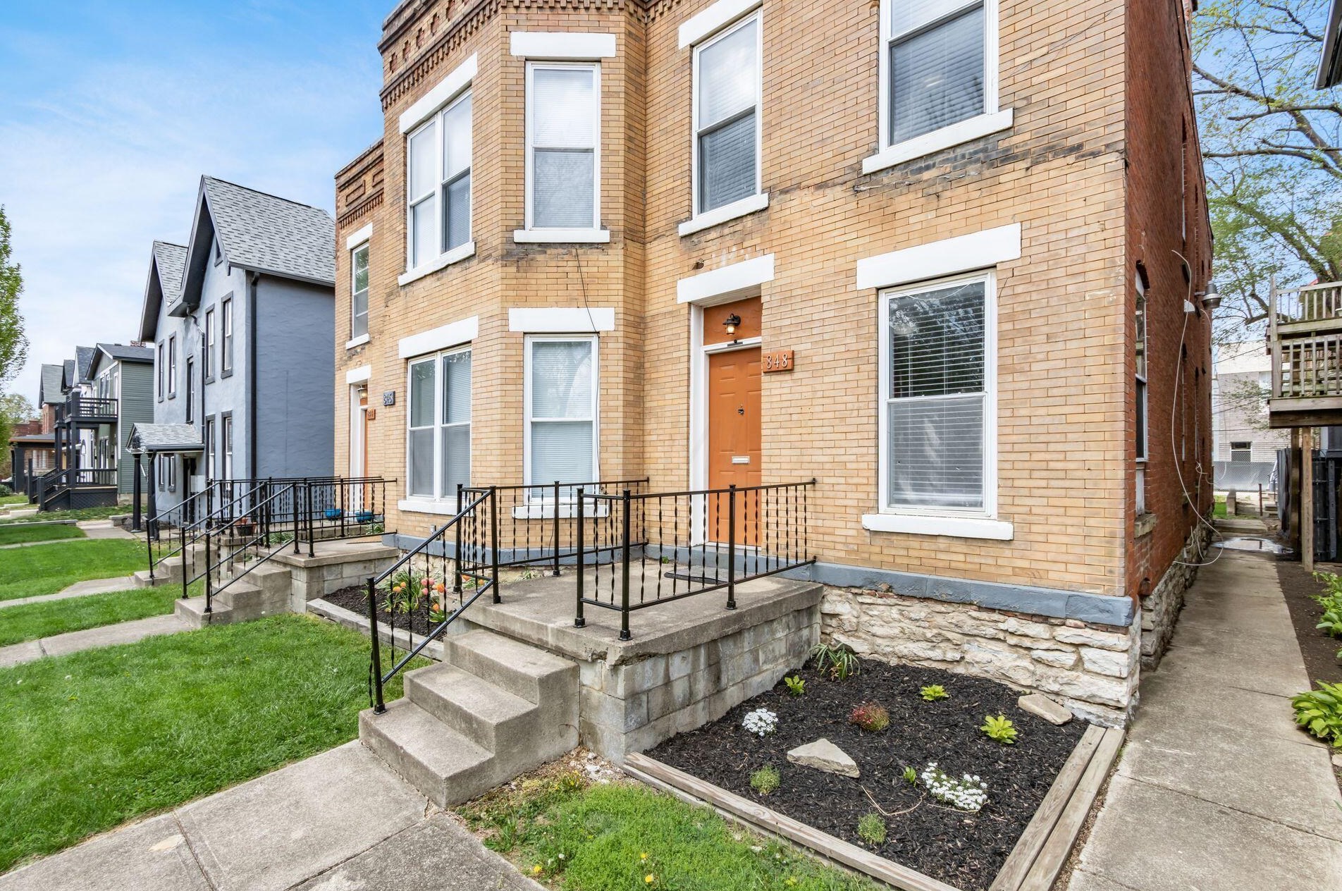 848 Oak St, Columbus, OH 43205
