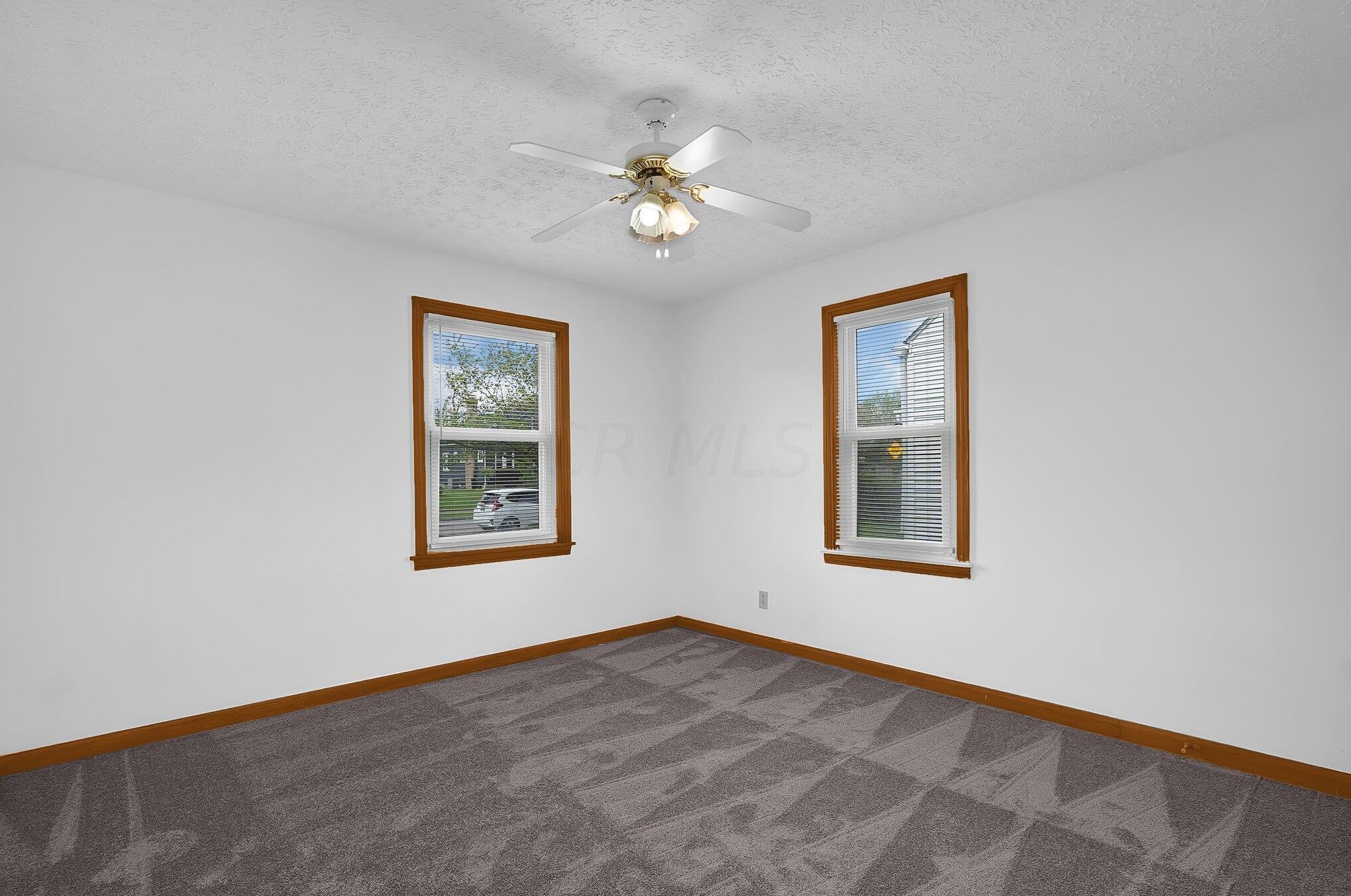 720 Hampton Rd, Columbus OH  43213-2730 exterior