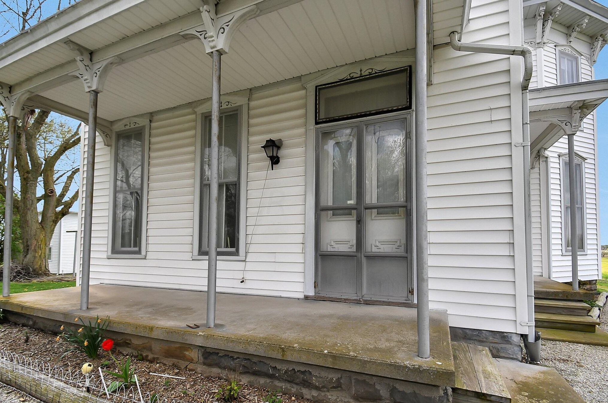 8304 State Rte 61, Sugar Grove Lake, OH 44833