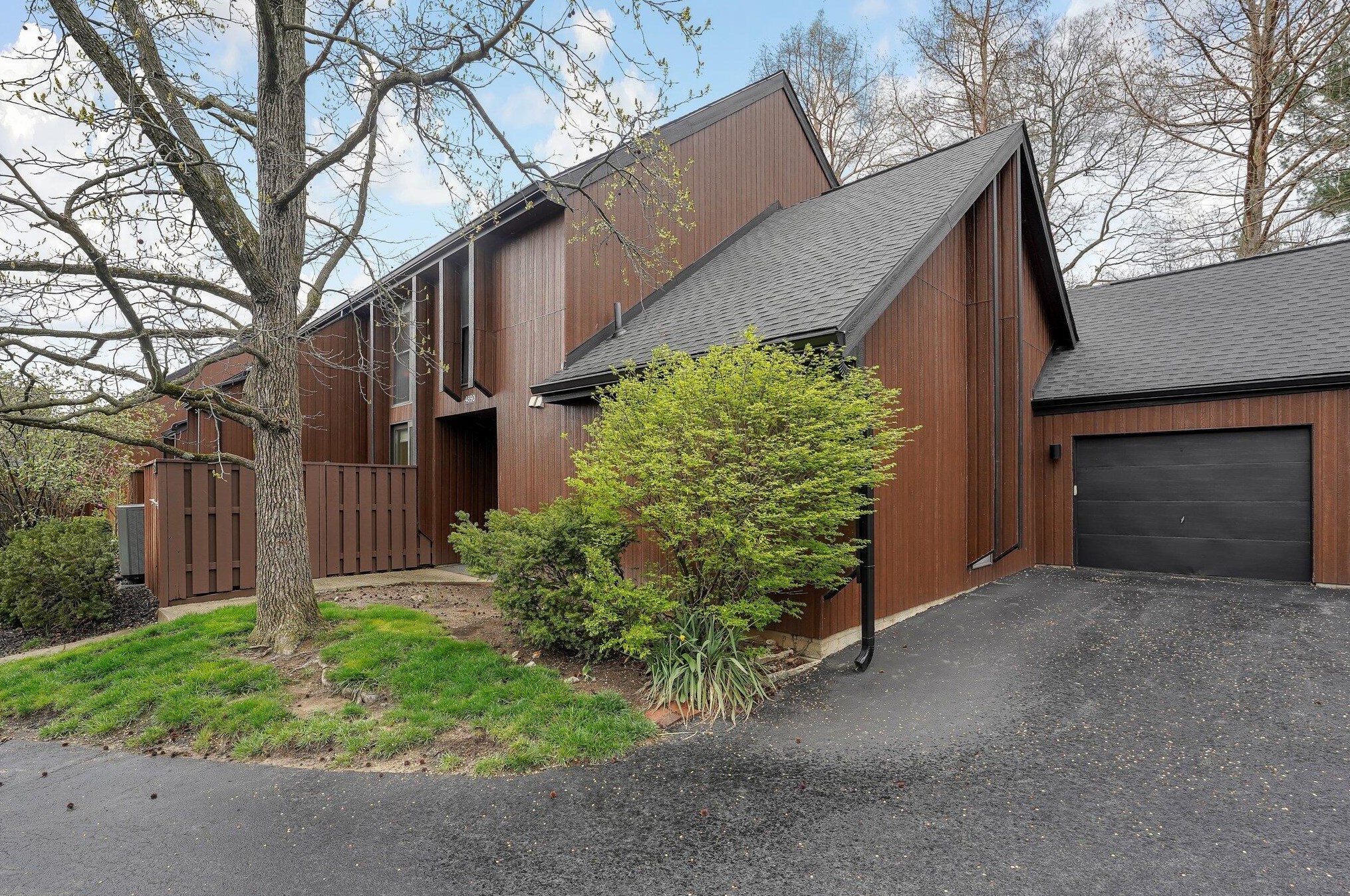 4890 Smoketalk Ln #8, Westerville, OH 43081