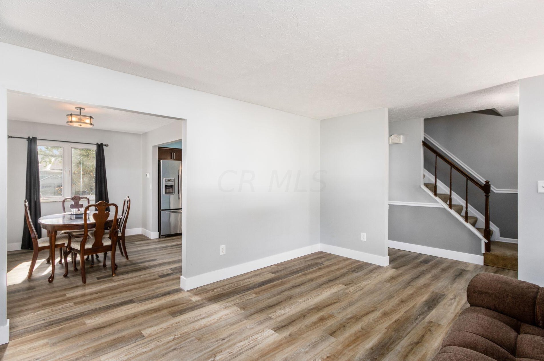 7646 Yosemite Dr, Columbus OH  43085-1535 exterior