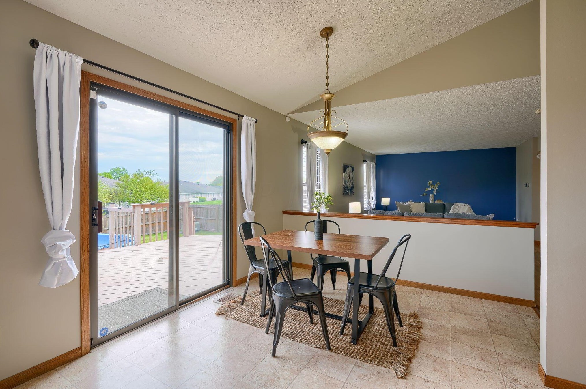 4686 Gilman Rd, Columbus OH  43228-6471 exterior