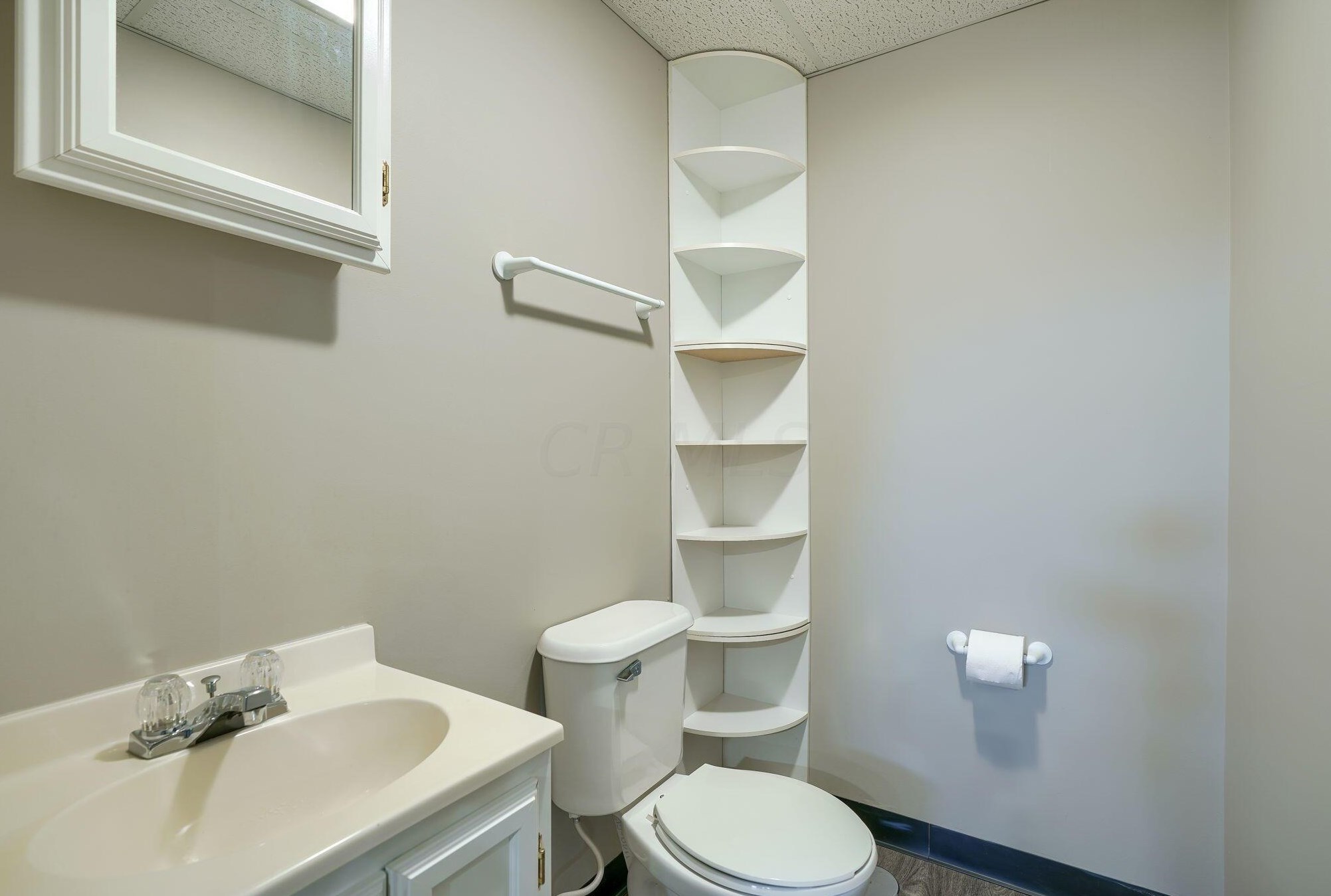 4686 Gilman Rd, Columbus OH  43228-6471 exterior