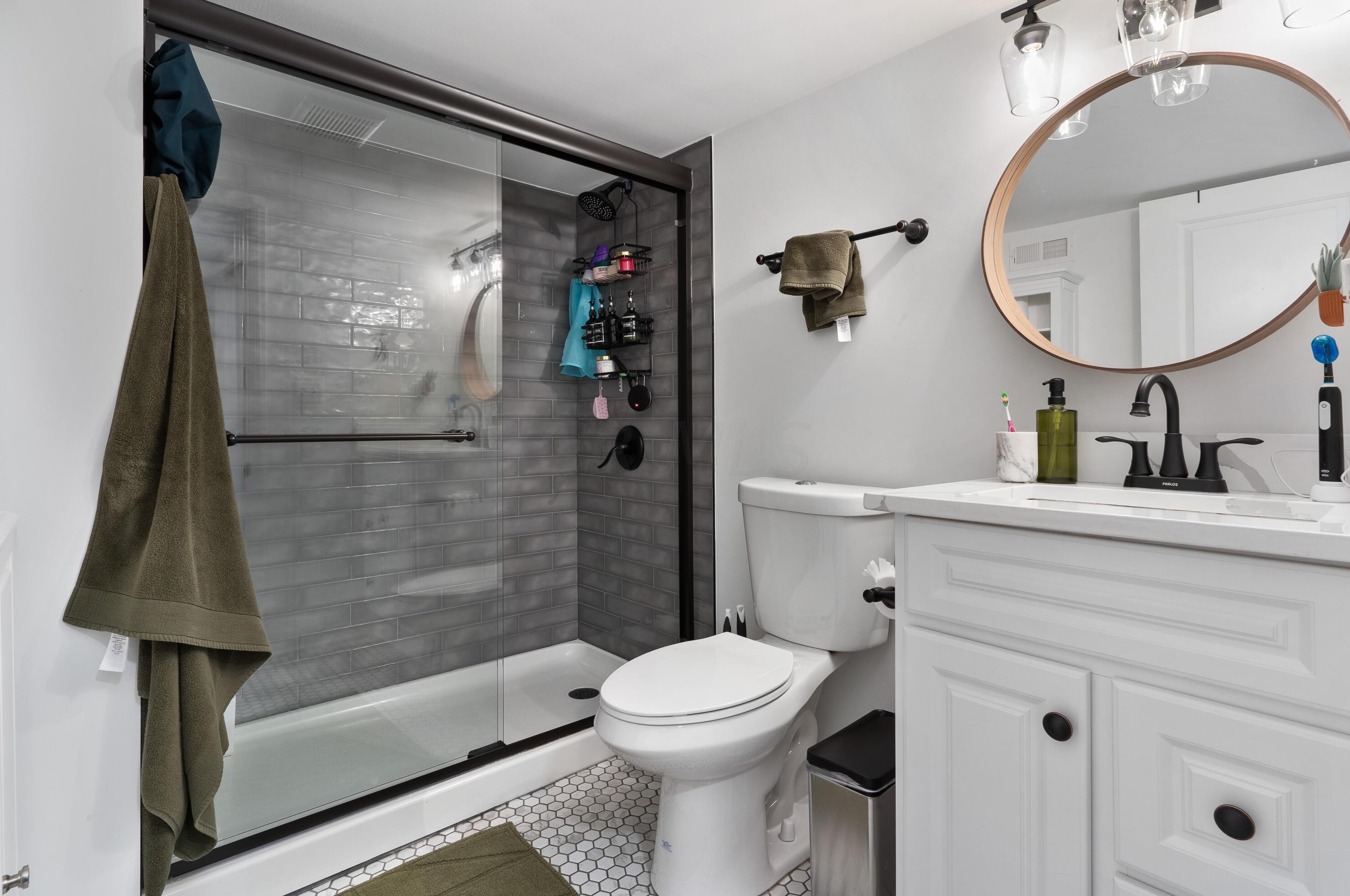 458 Beechwold Blvd, Columbus OH  43214-1802 exterior