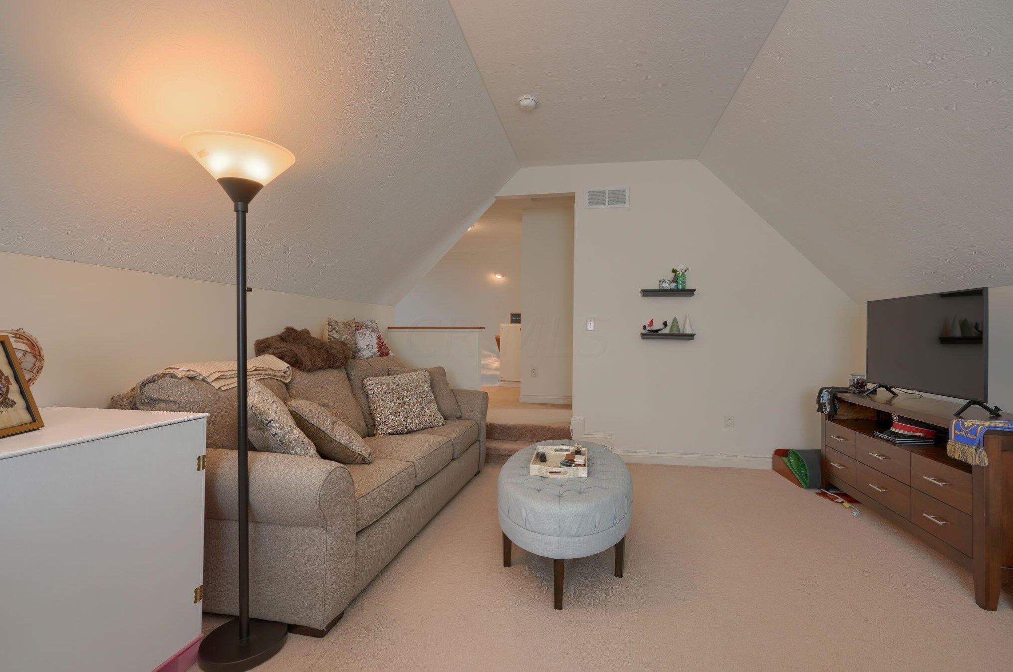 6771 Bigerton Bnd, Cnl Wnchstr OH  43110-1263 exterior