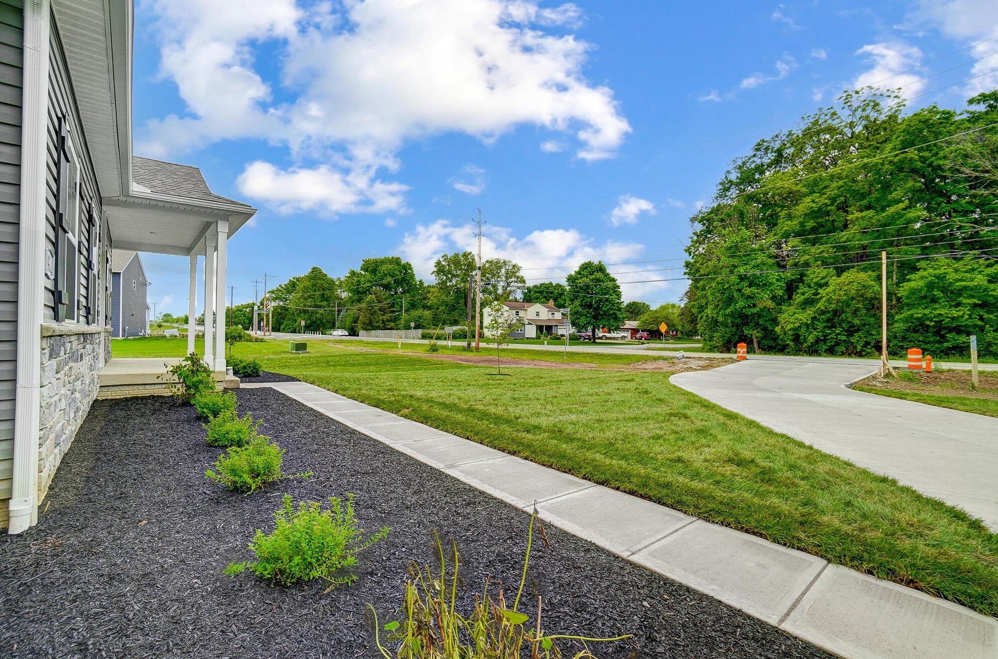 1540 Alton Darby Creek Rd, Columbus OH 43228-9708 exterior