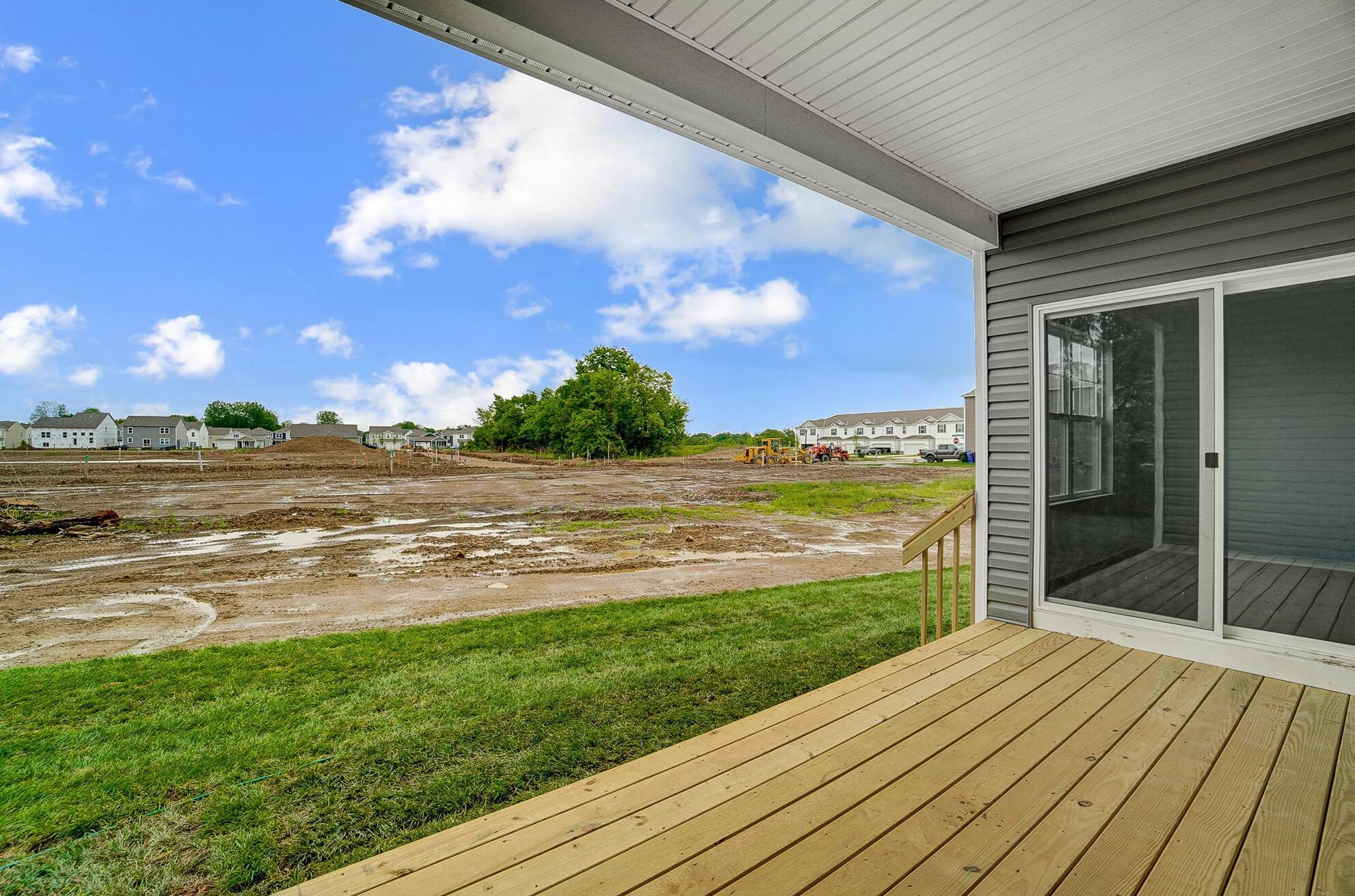 1540 Alton Darby Creek Rd, Columbus OH 43228-9708 exterior