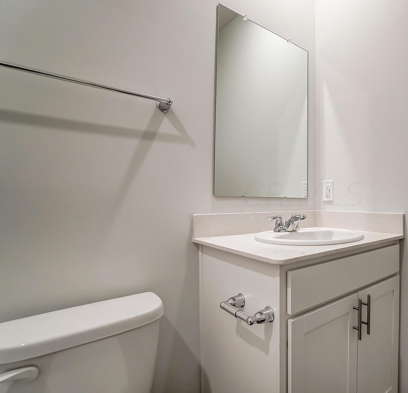 1540 Alton Darby Creek Rd, Columbus OH 43228-9708 exterior