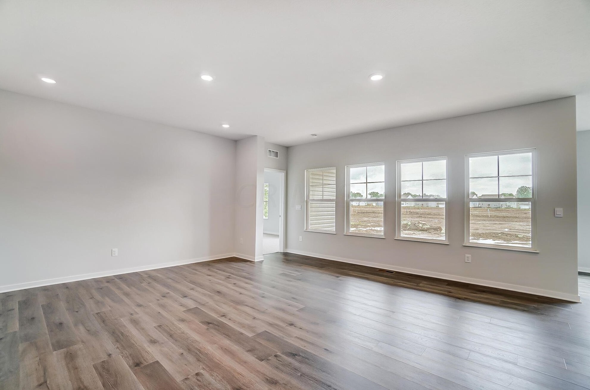 1540 Alton Darby Creek Rd, Columbus OH 43228-9708 exterior