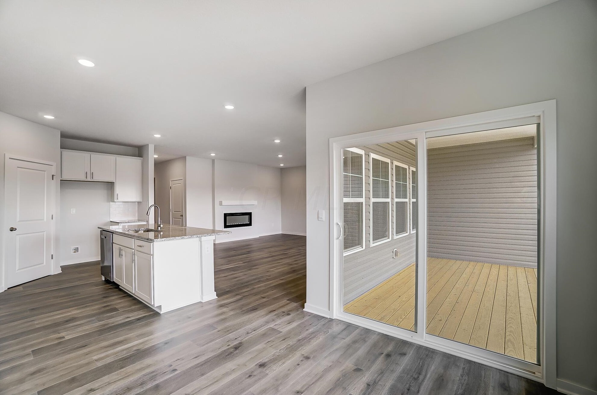 1540 Alton Darby Creek Rd, Columbus OH 43228-9708 exterior