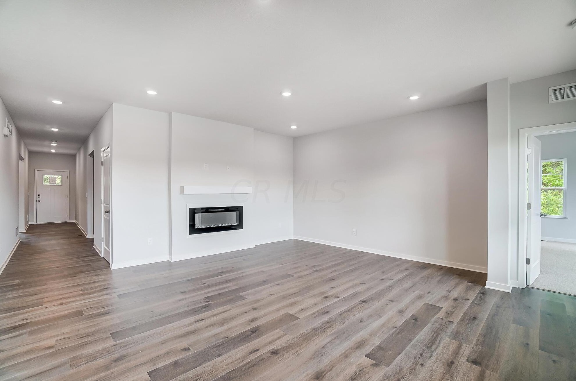 1540 Alton Darby Creek Rd, Columbus OH 43228-9708 exterior