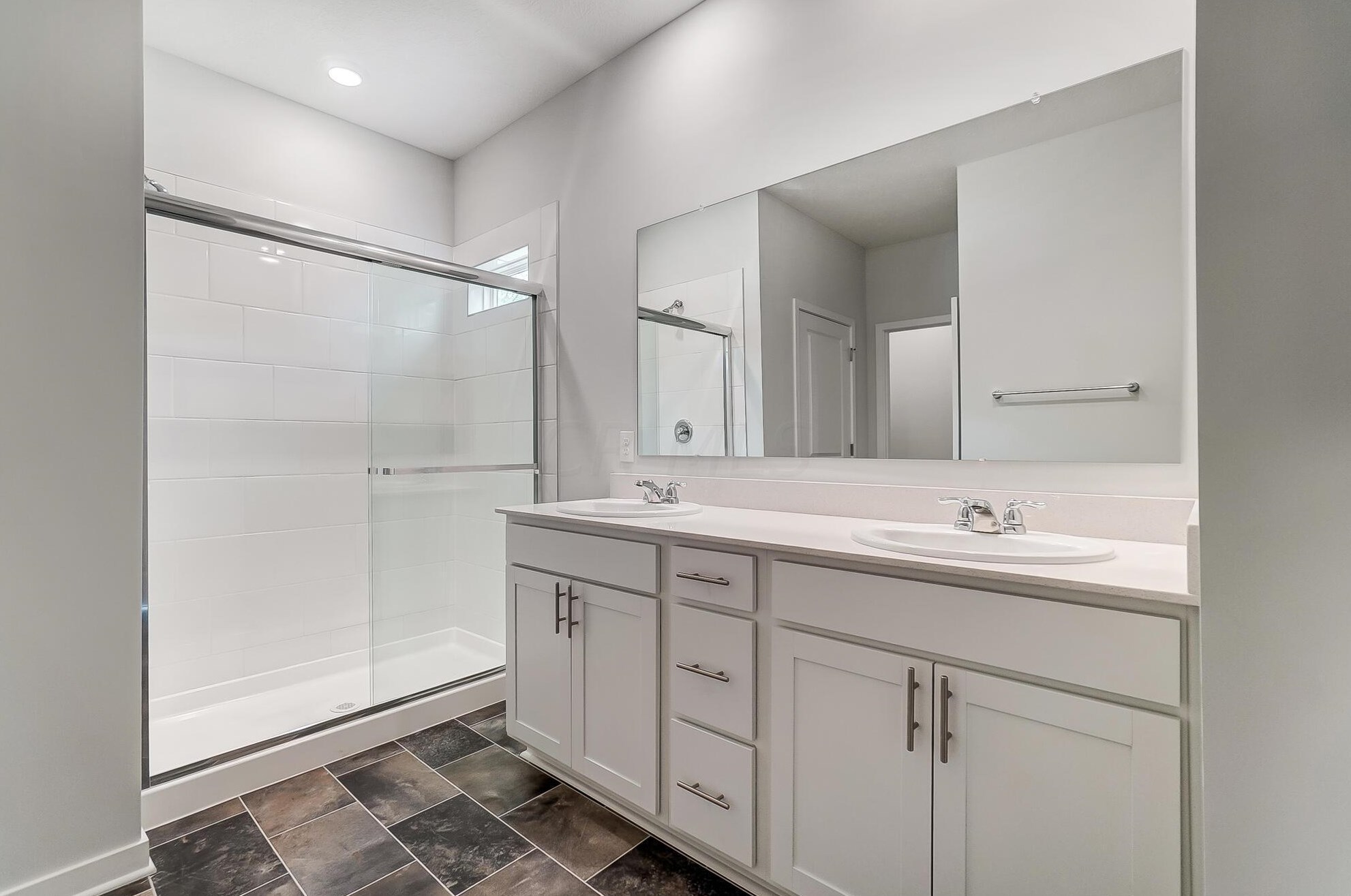 1540 Alton Darby Creek Rd, Columbus OH 43228-9708 exterior