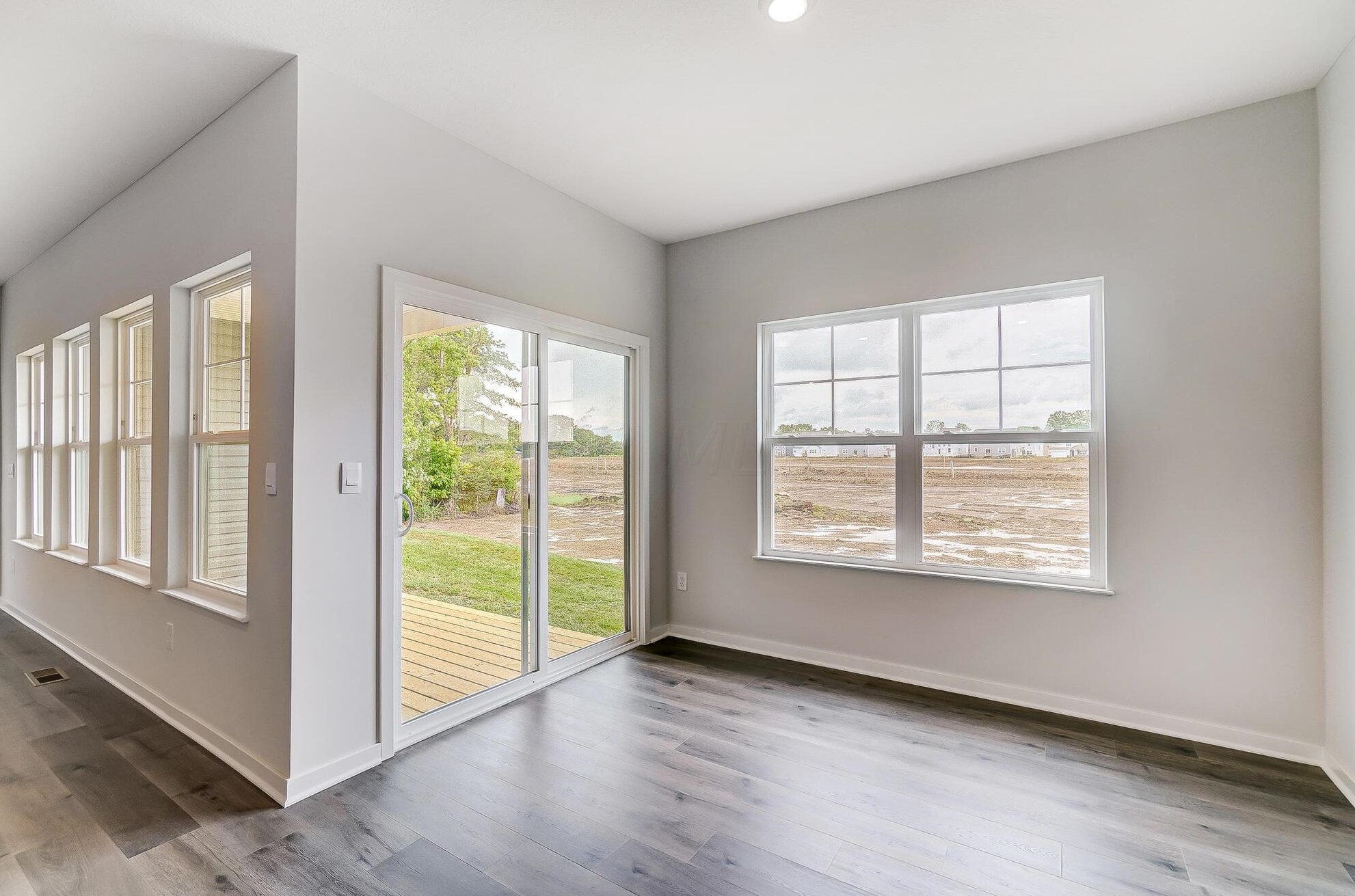 1540 Alton Darby Creek Rd, Columbus OH 43228-9708 exterior