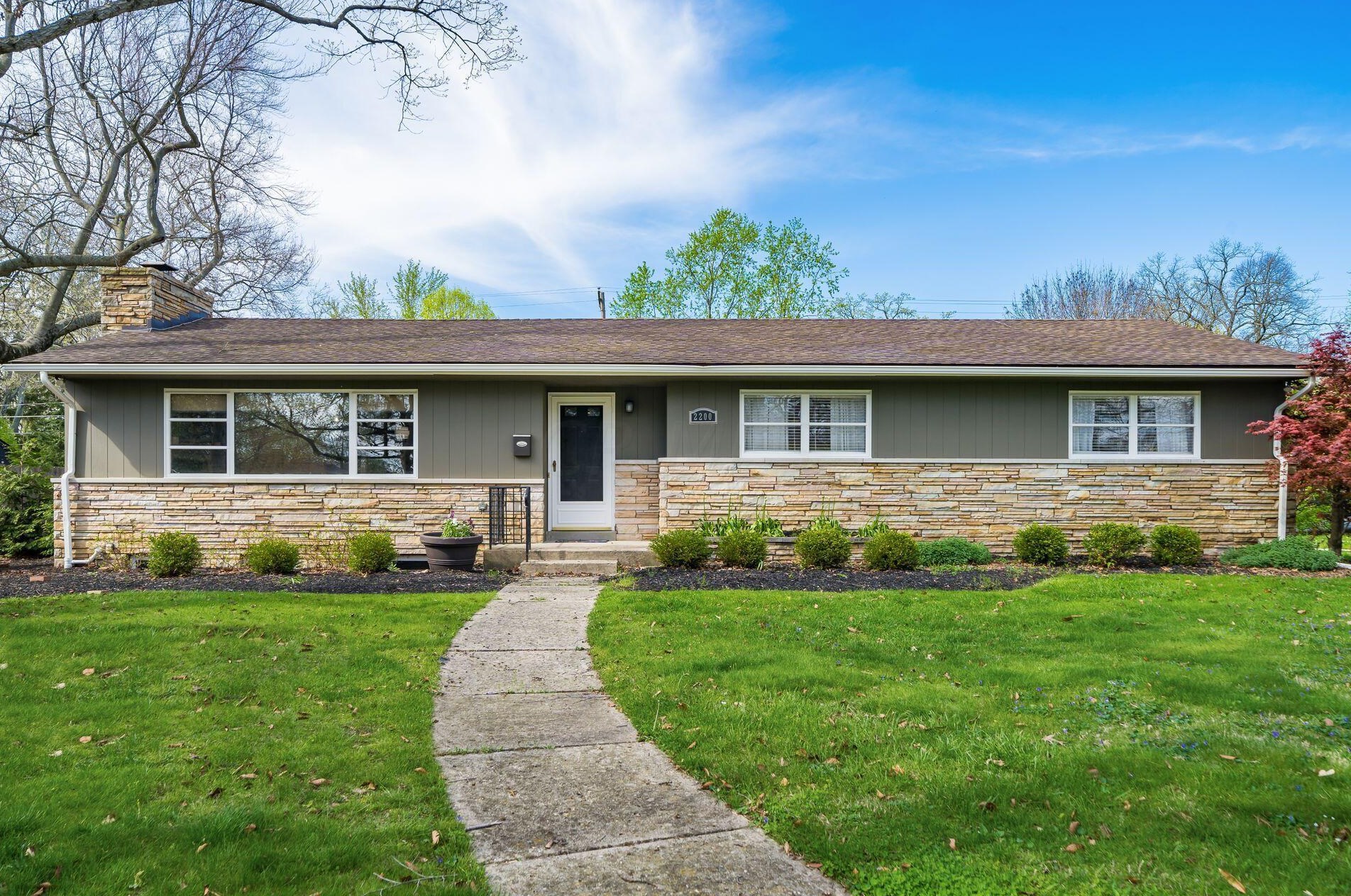 2200 Johnston Rd, Columbus, OH 43220-4789