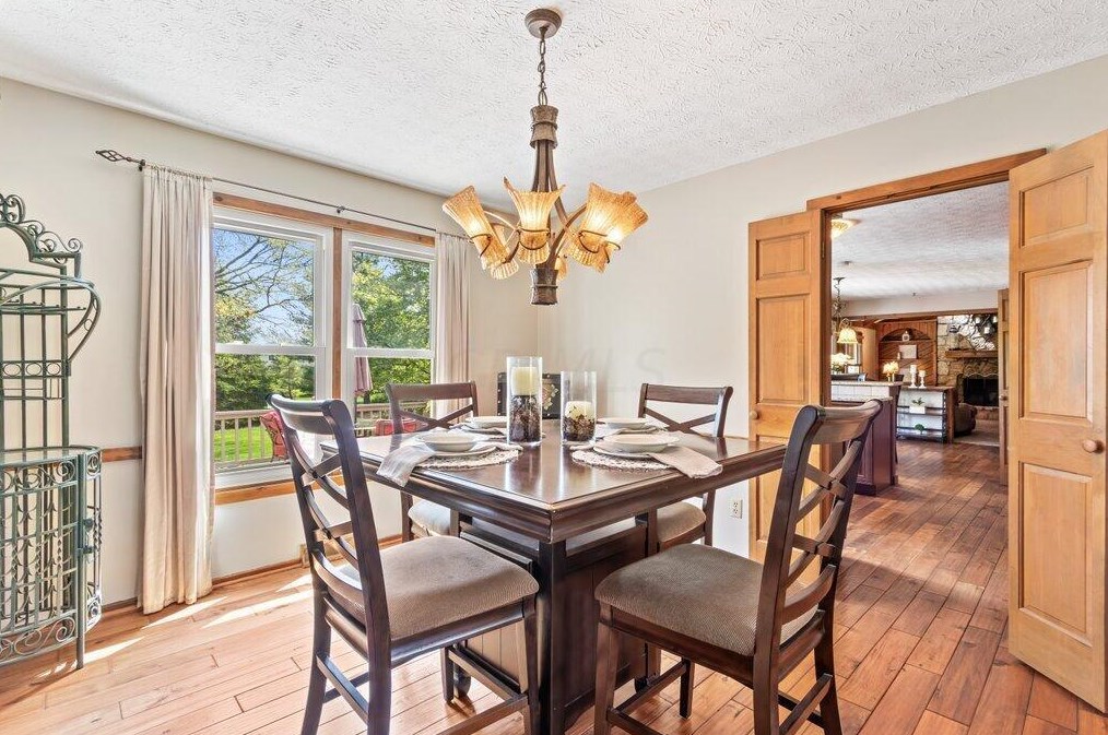 5349 Aryshire Dr, Dublin OH  43017-9424 exterior