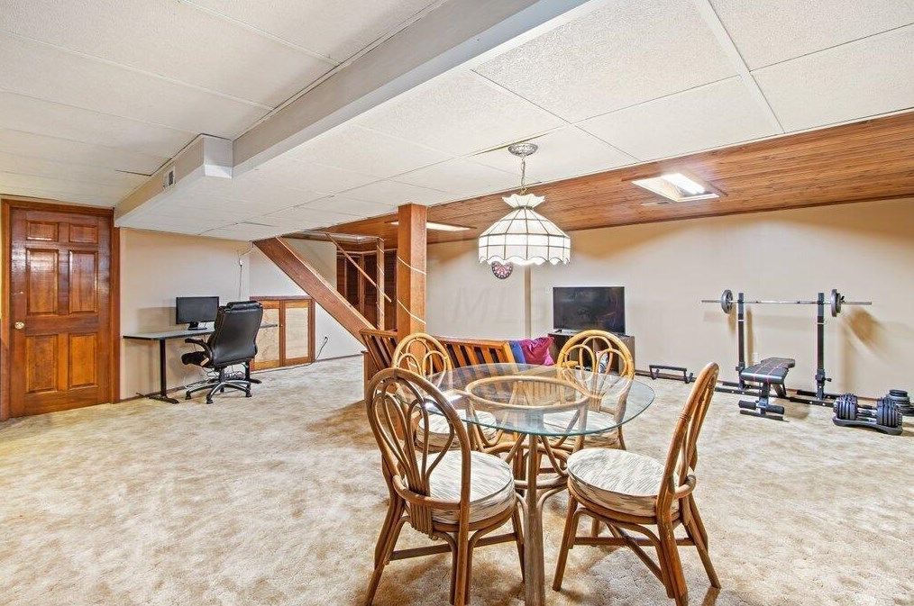 5349 Aryshire Dr, Dublin OH  43017-9424 exterior