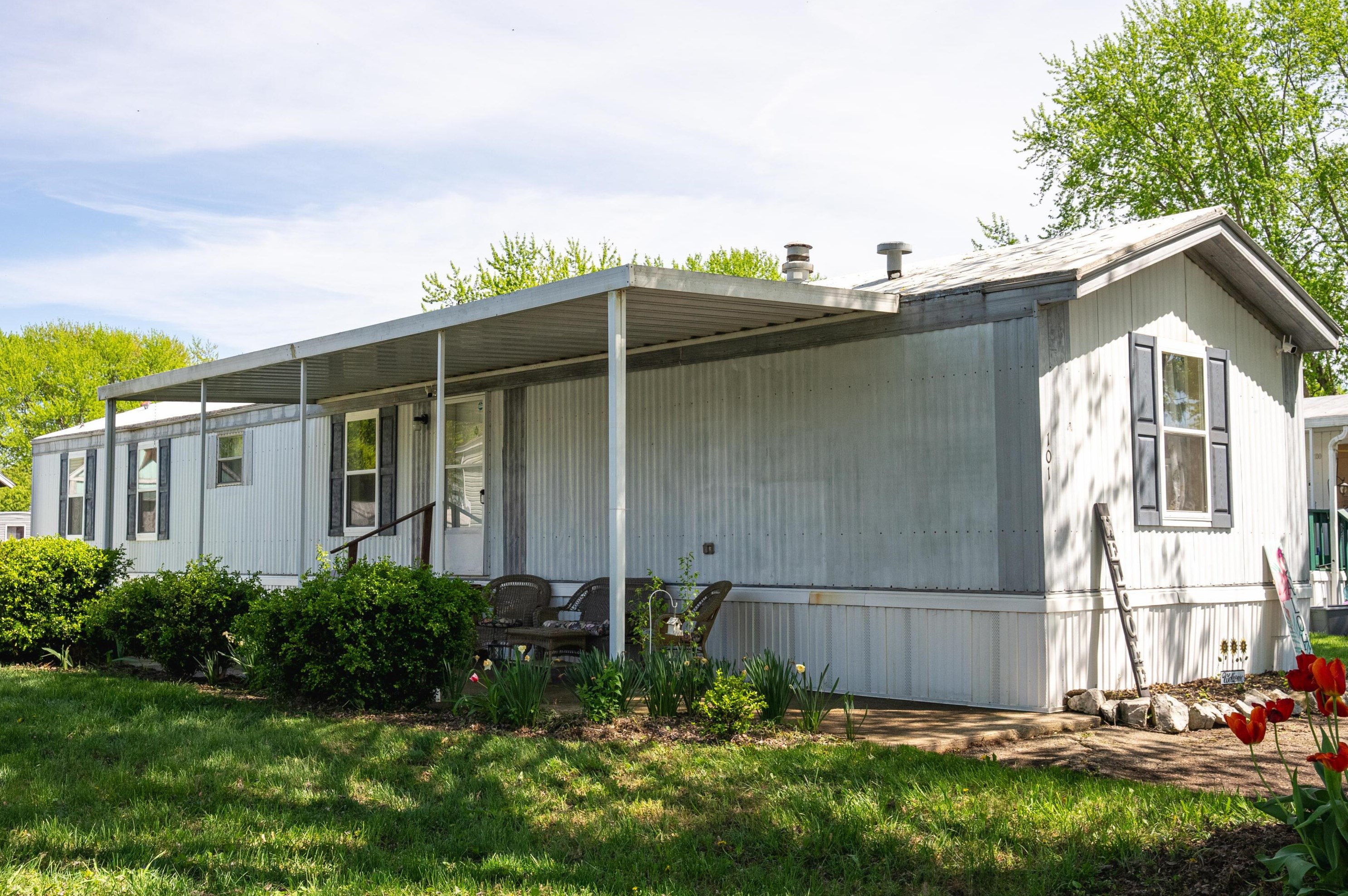 101 Woodfield Pl, Ashville, OH 43103
