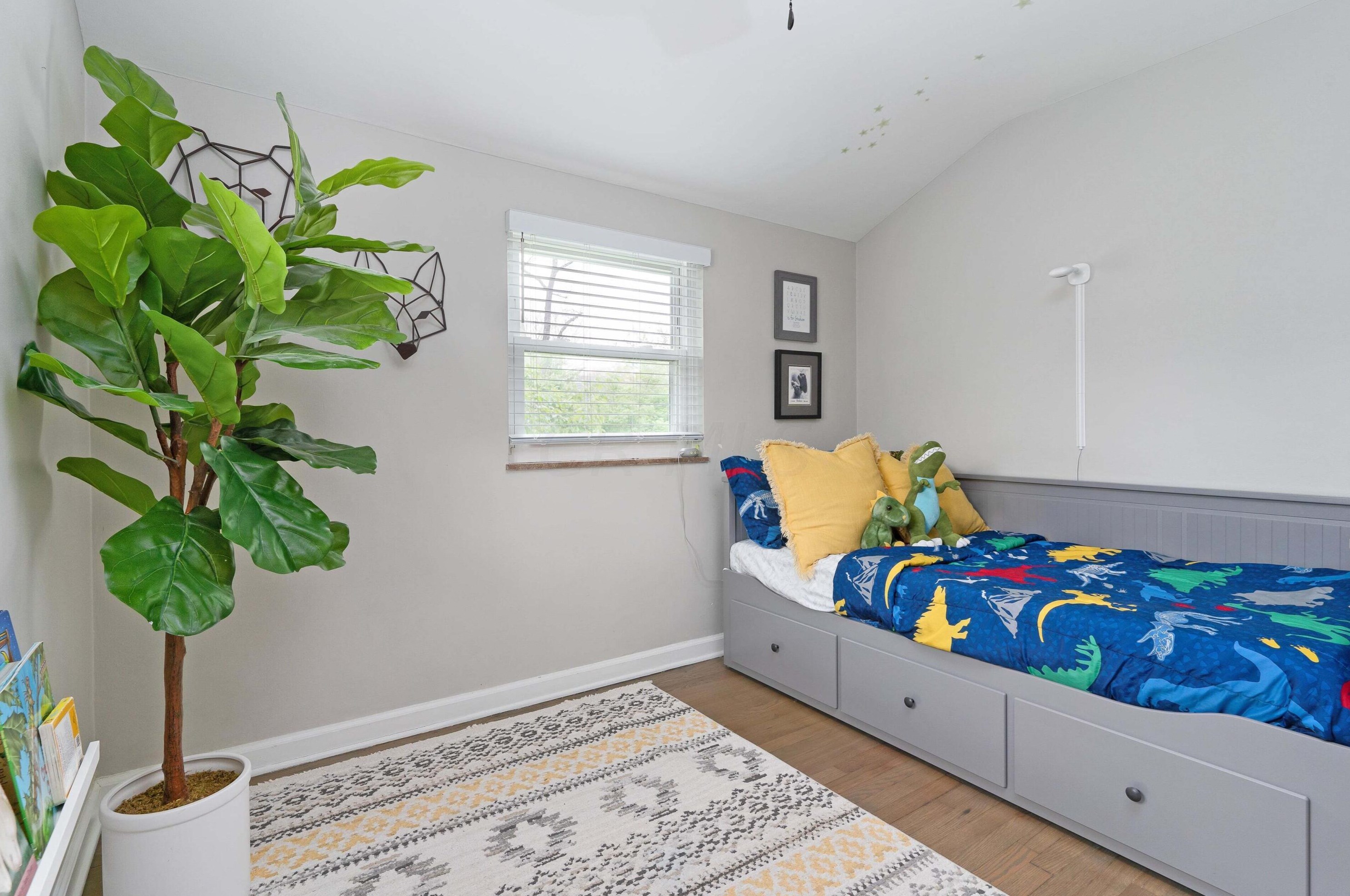 2651 Brandon Rd, Columbus OH 43221-3336 exterior