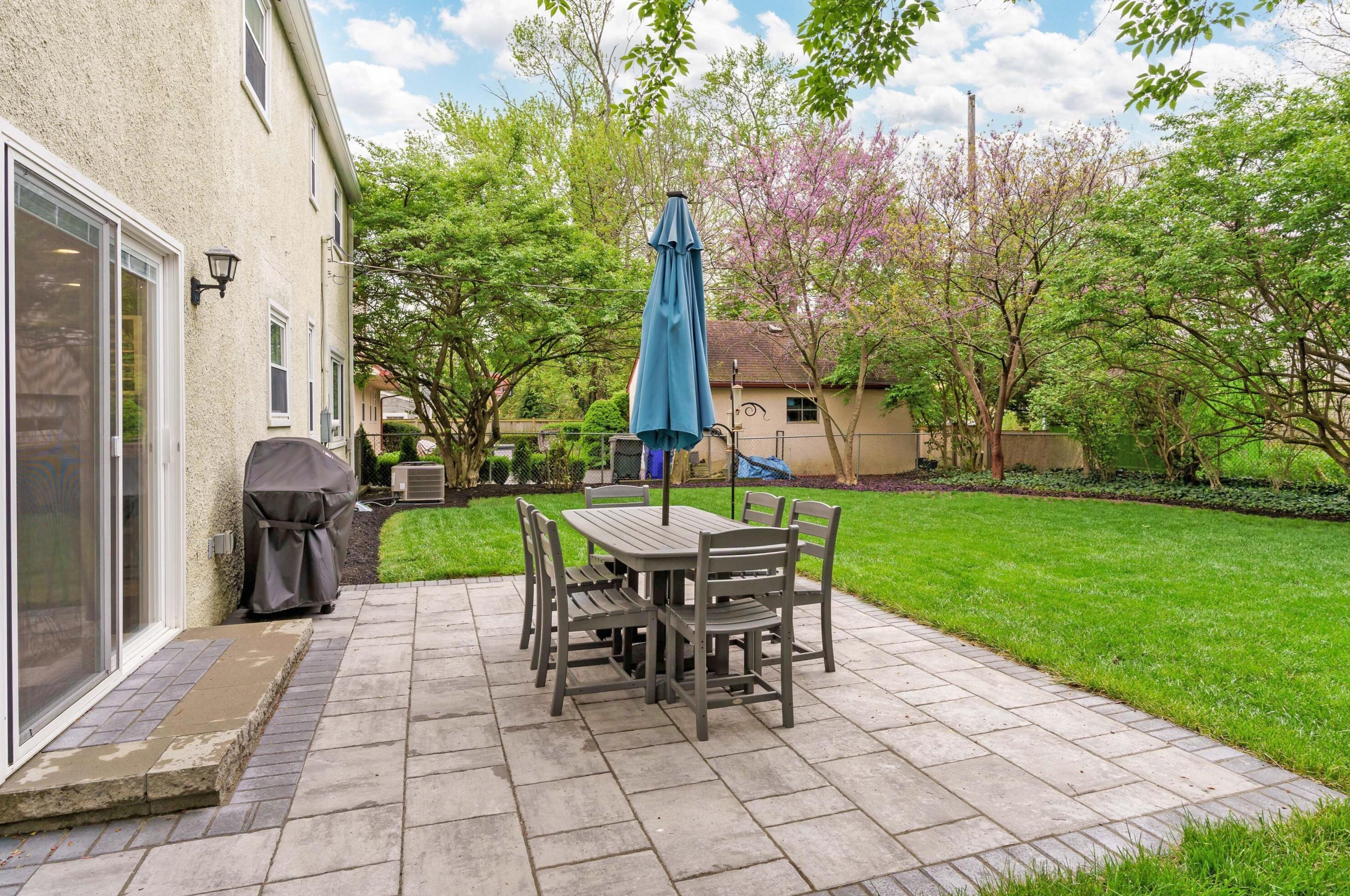 2651 Brandon Rd, Columbus OH 43221-3336 exterior