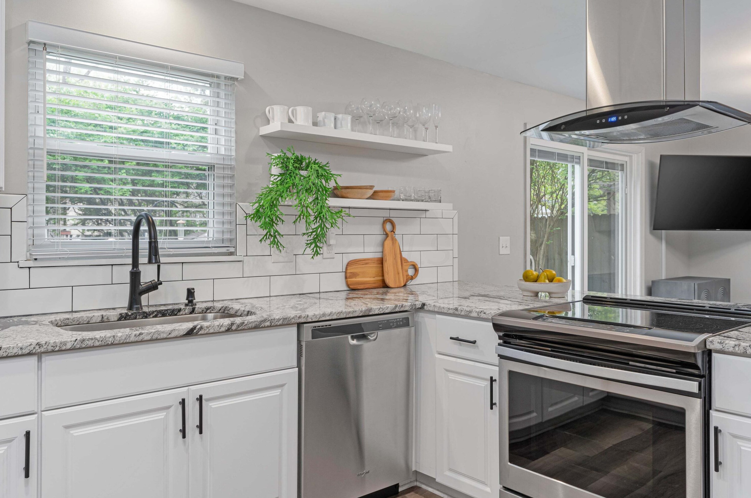 2651 Brandon Rd, Columbus OH 43221-3336 exterior