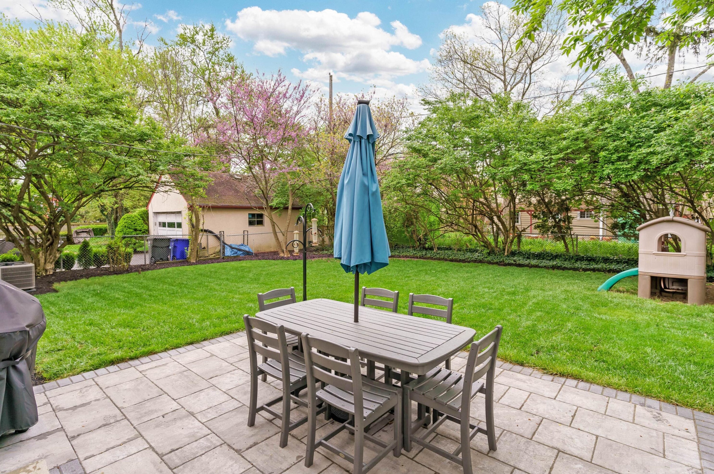 2651 Brandon Rd, Columbus OH 43221-3336 exterior